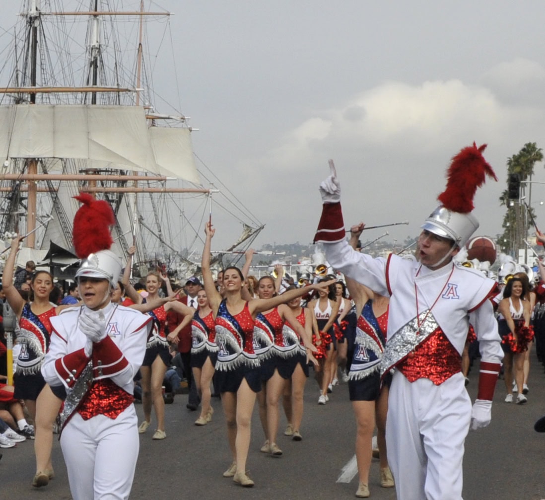 Holiday Bowl Parade