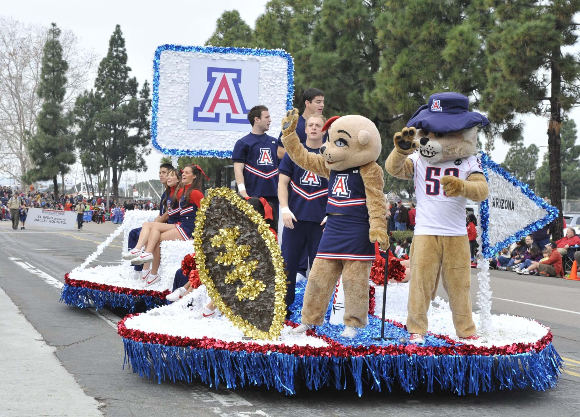 Holiday Bowl Parade