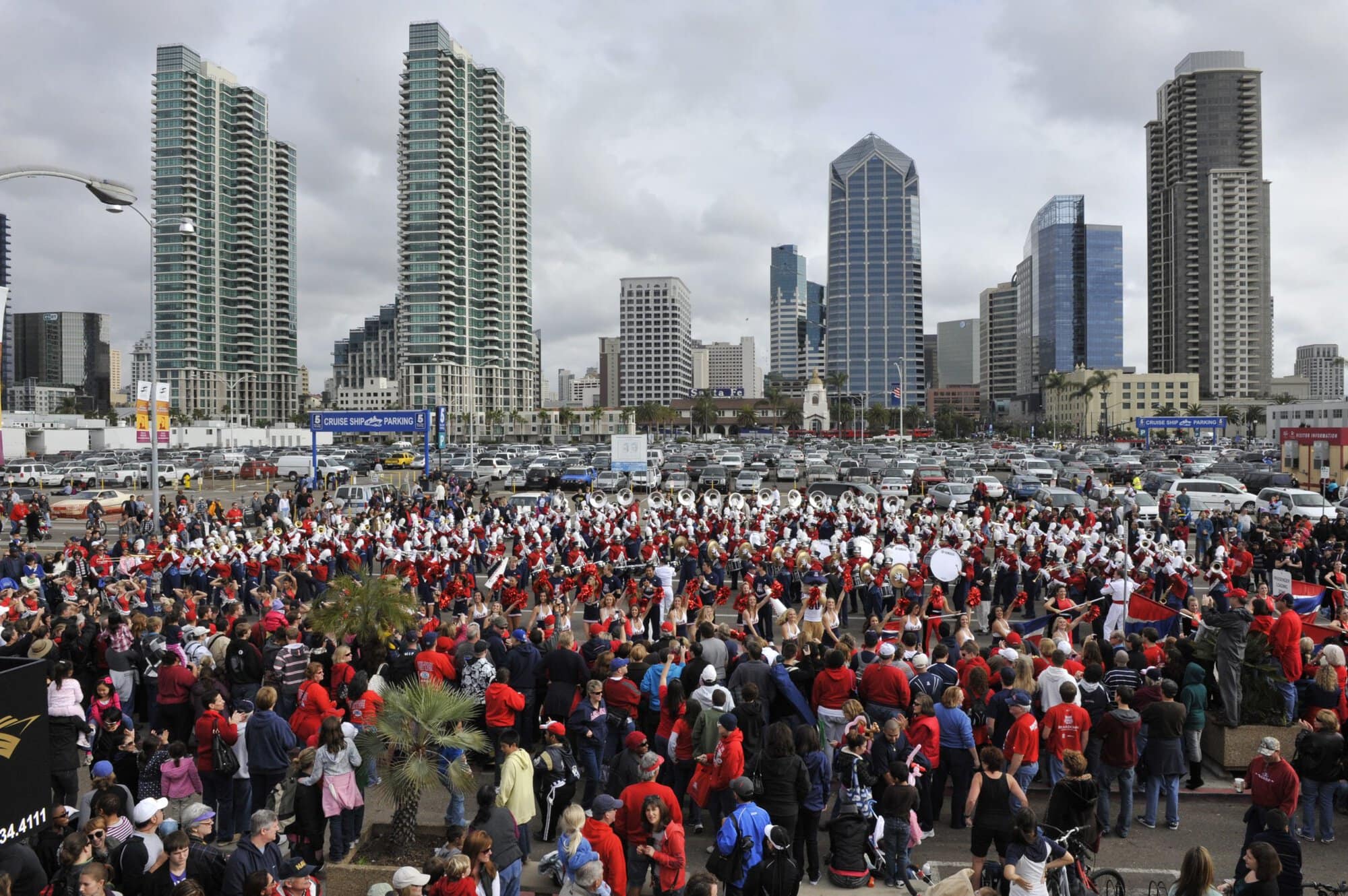 Holiday Bowl Parade