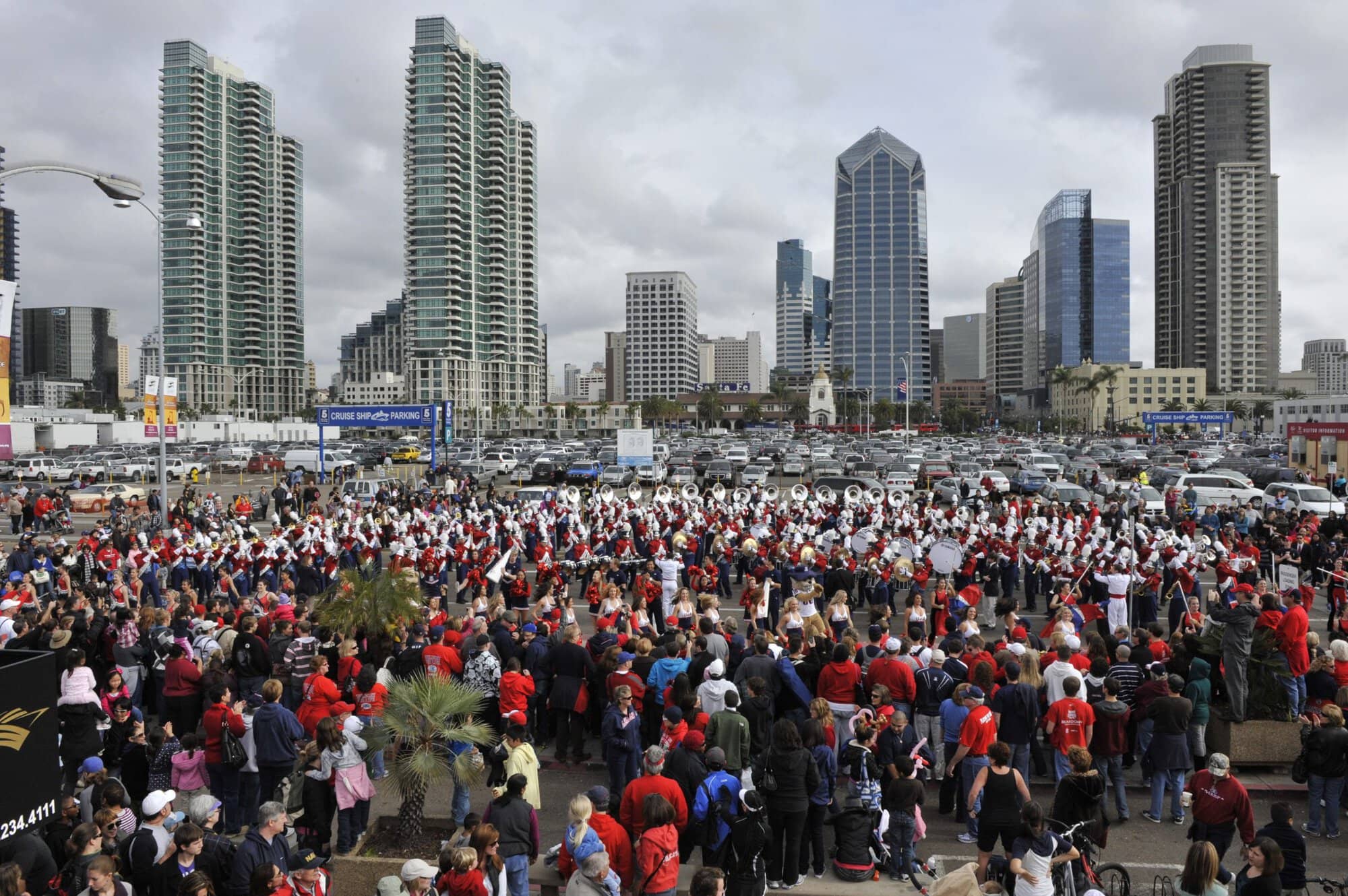 Holiday Bowl Parade