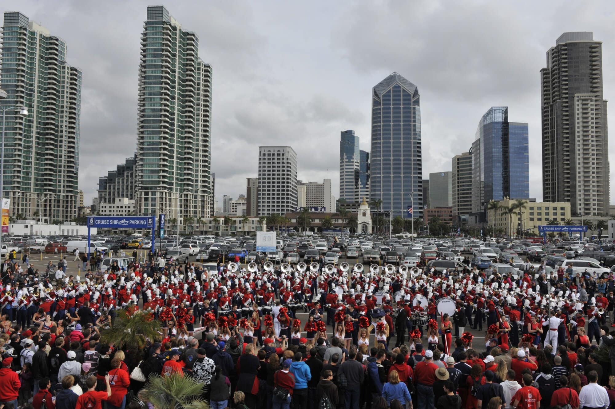 Holiday Bowl Parade
