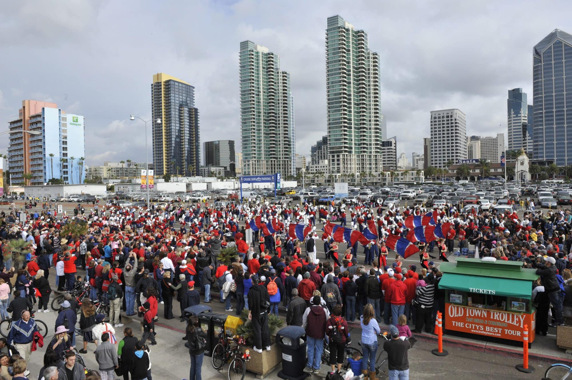 Holiday Bowl Parade