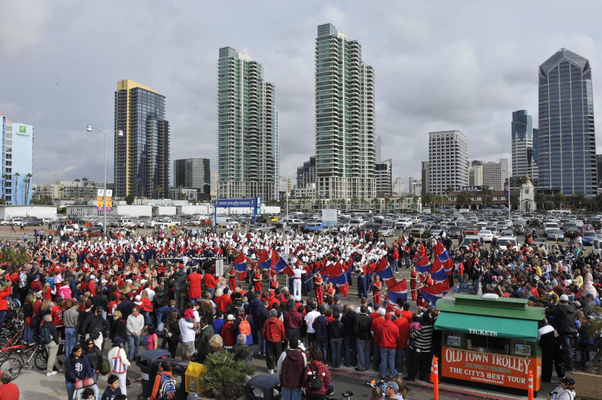 Holiday Bowl Parade