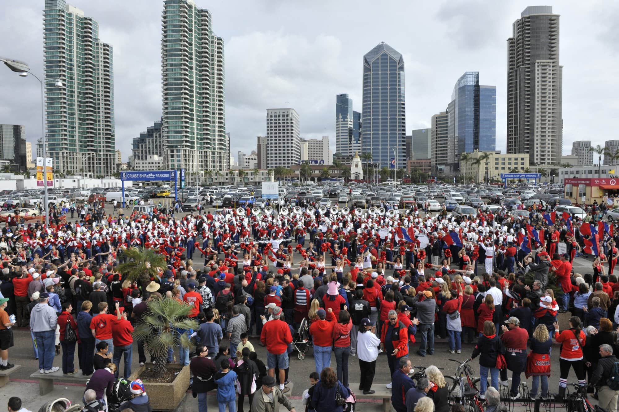 Holiday Bowl Parade