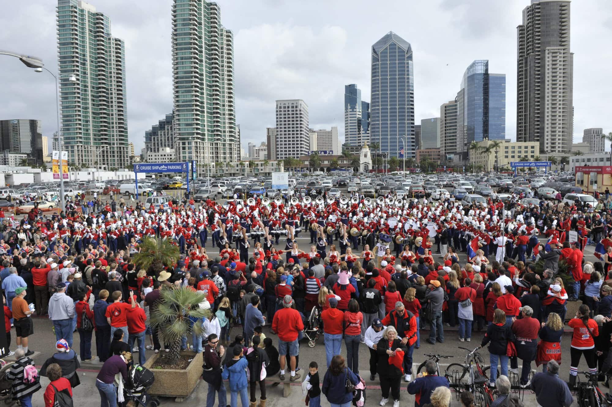 Holiday Bowl Parade