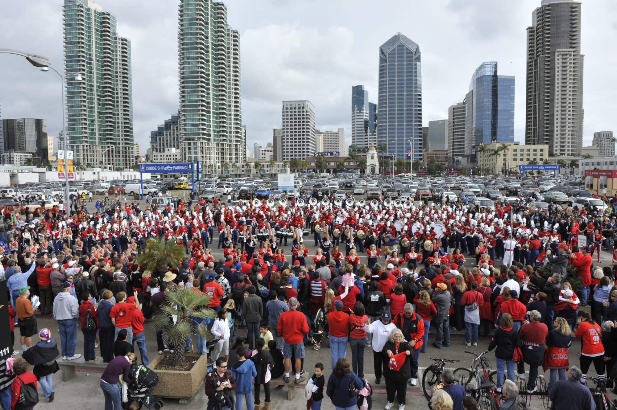 Holiday Bowl Parade