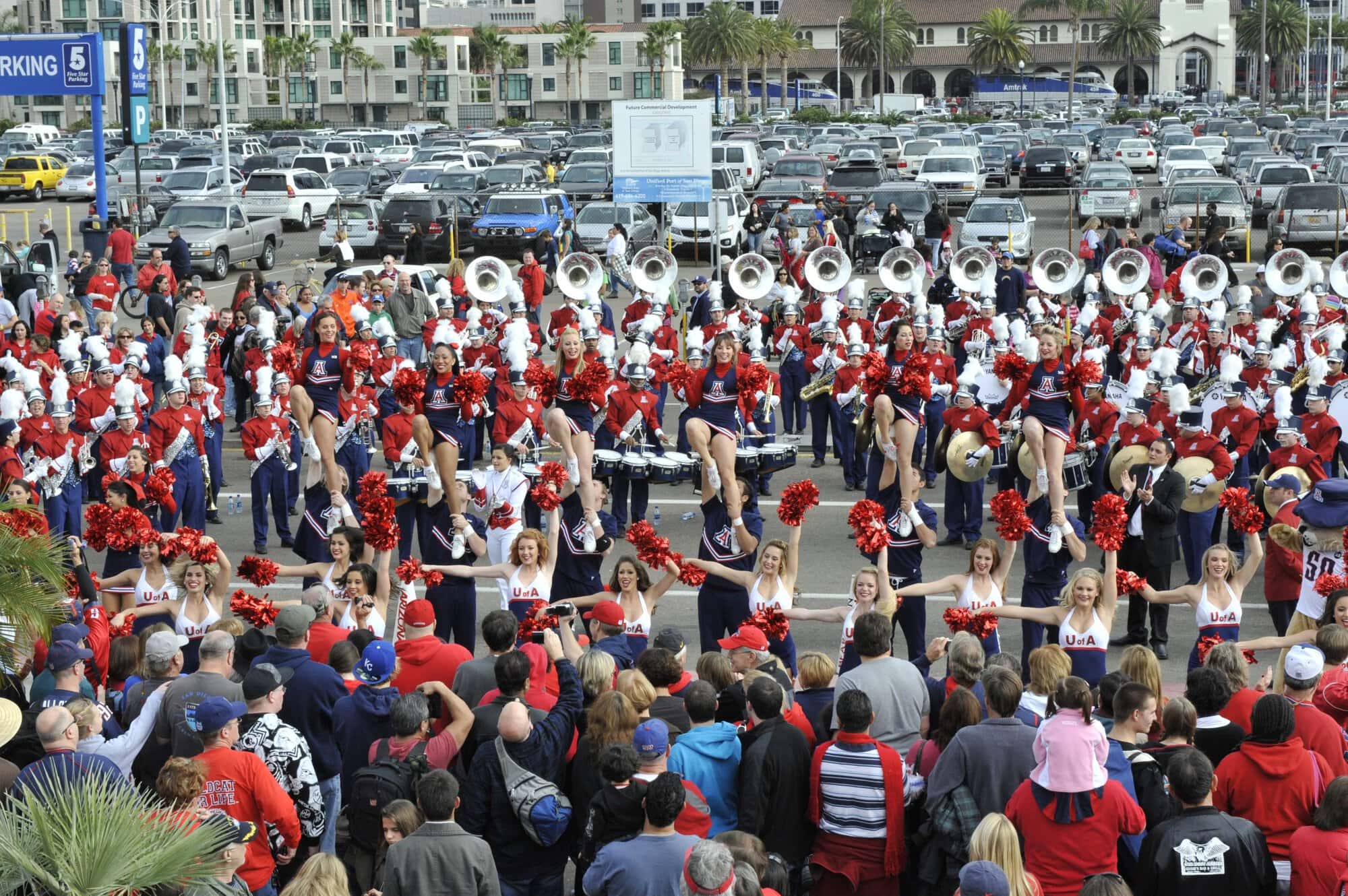 Holiday Bowl Parade