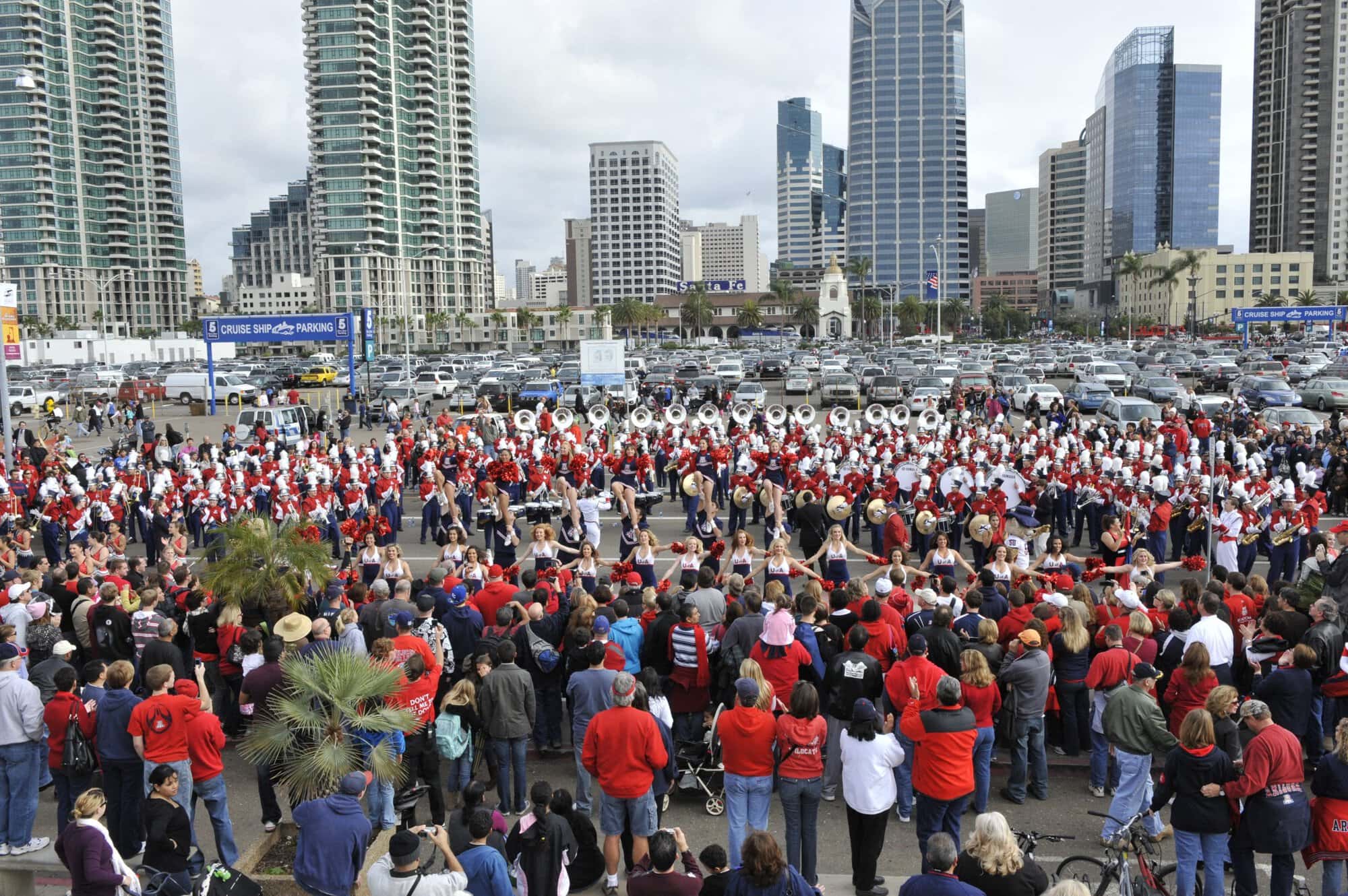 Holiday Bowl Parade