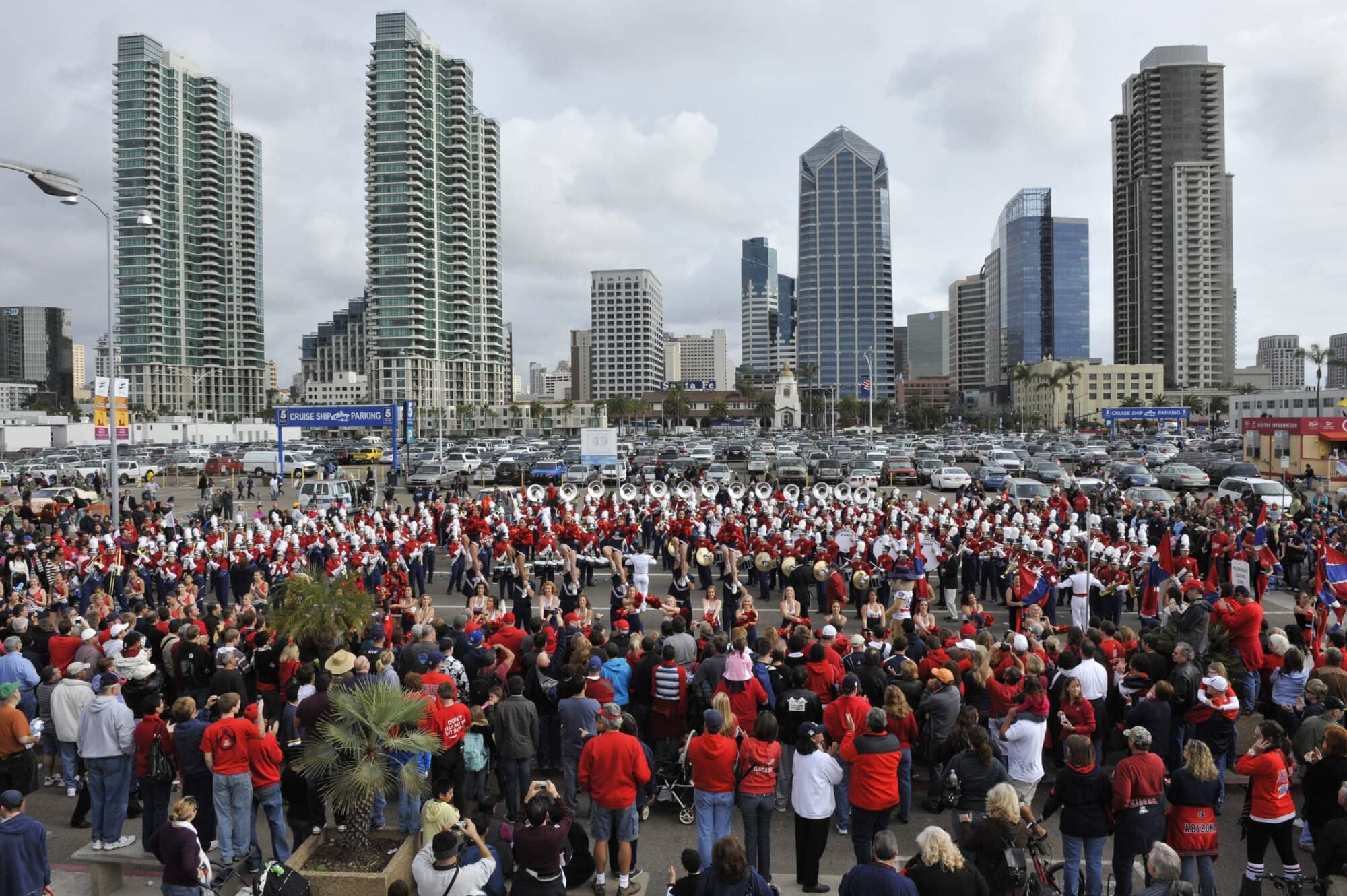 Holiday Bowl Parade