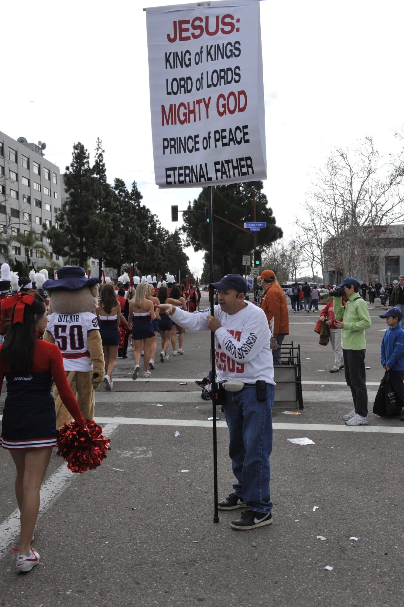 Holiday Bowl Parade