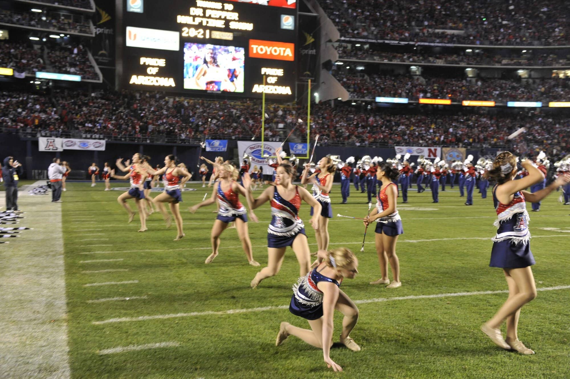 Holiday Bowl Halftime