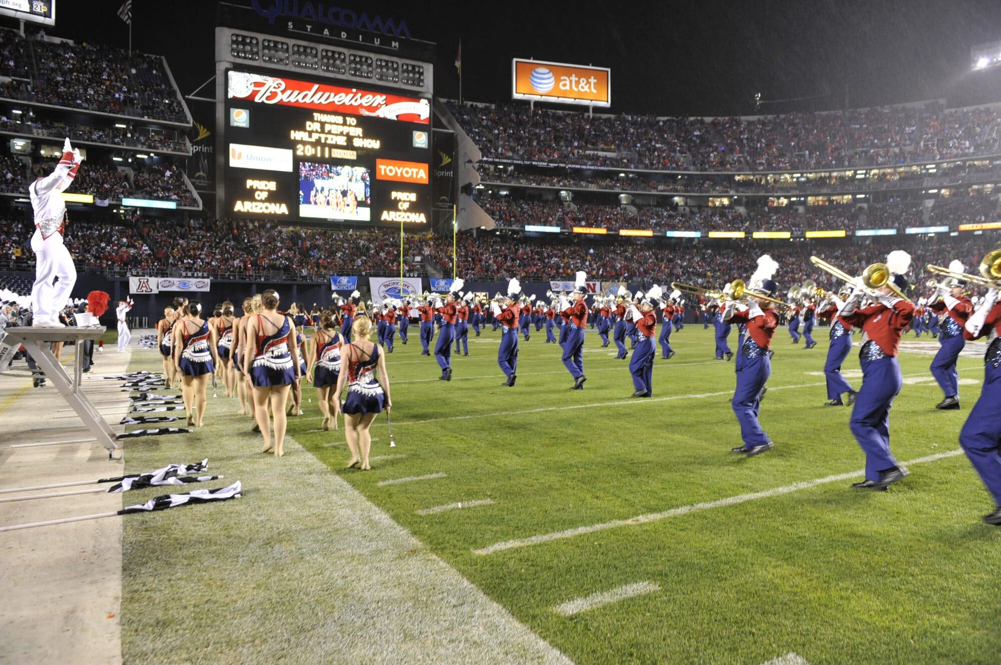 Holiday Bowl Halftime