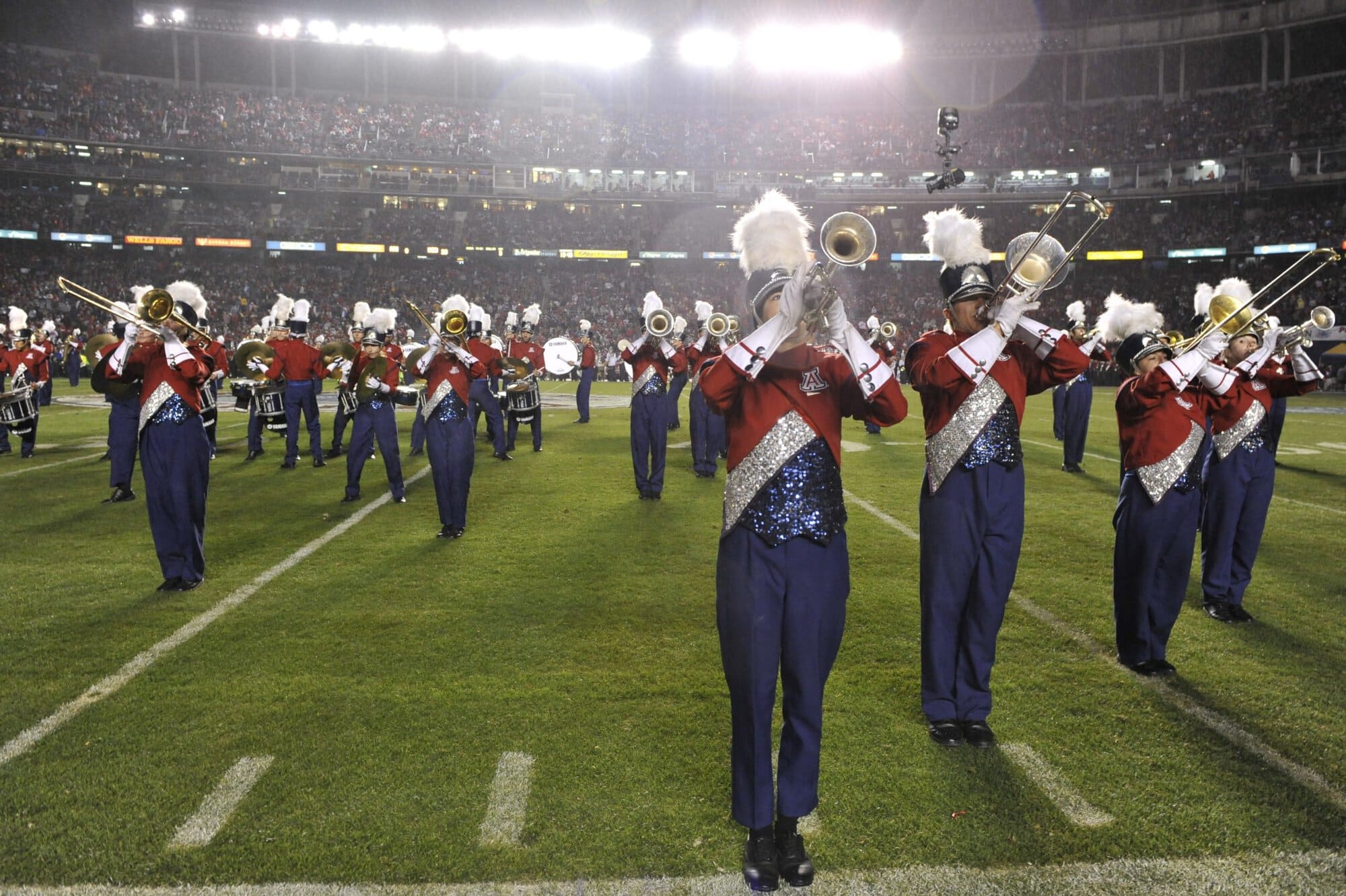Holiday Bowl Halftime