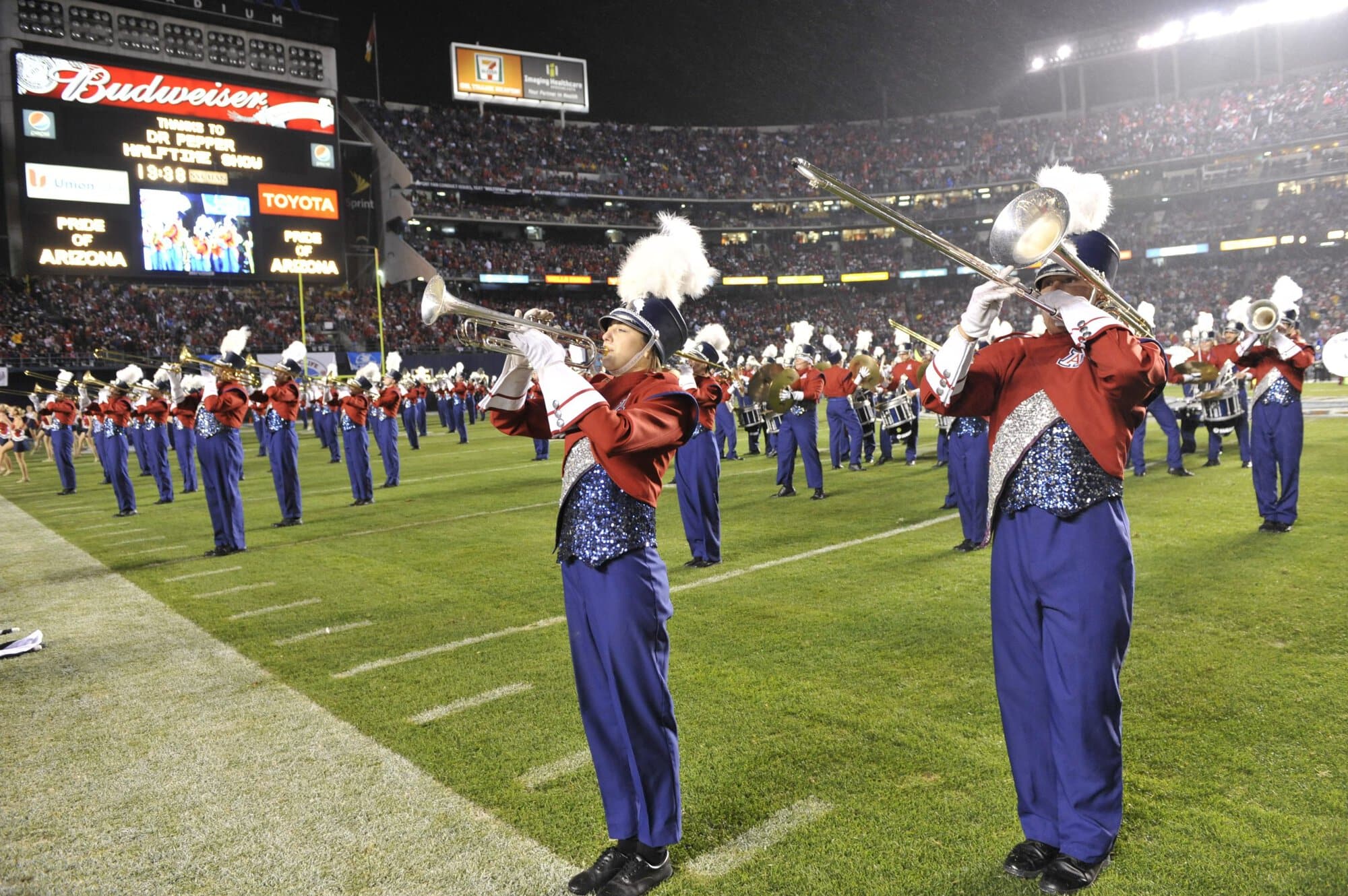 Holiday Bowl Halftime
