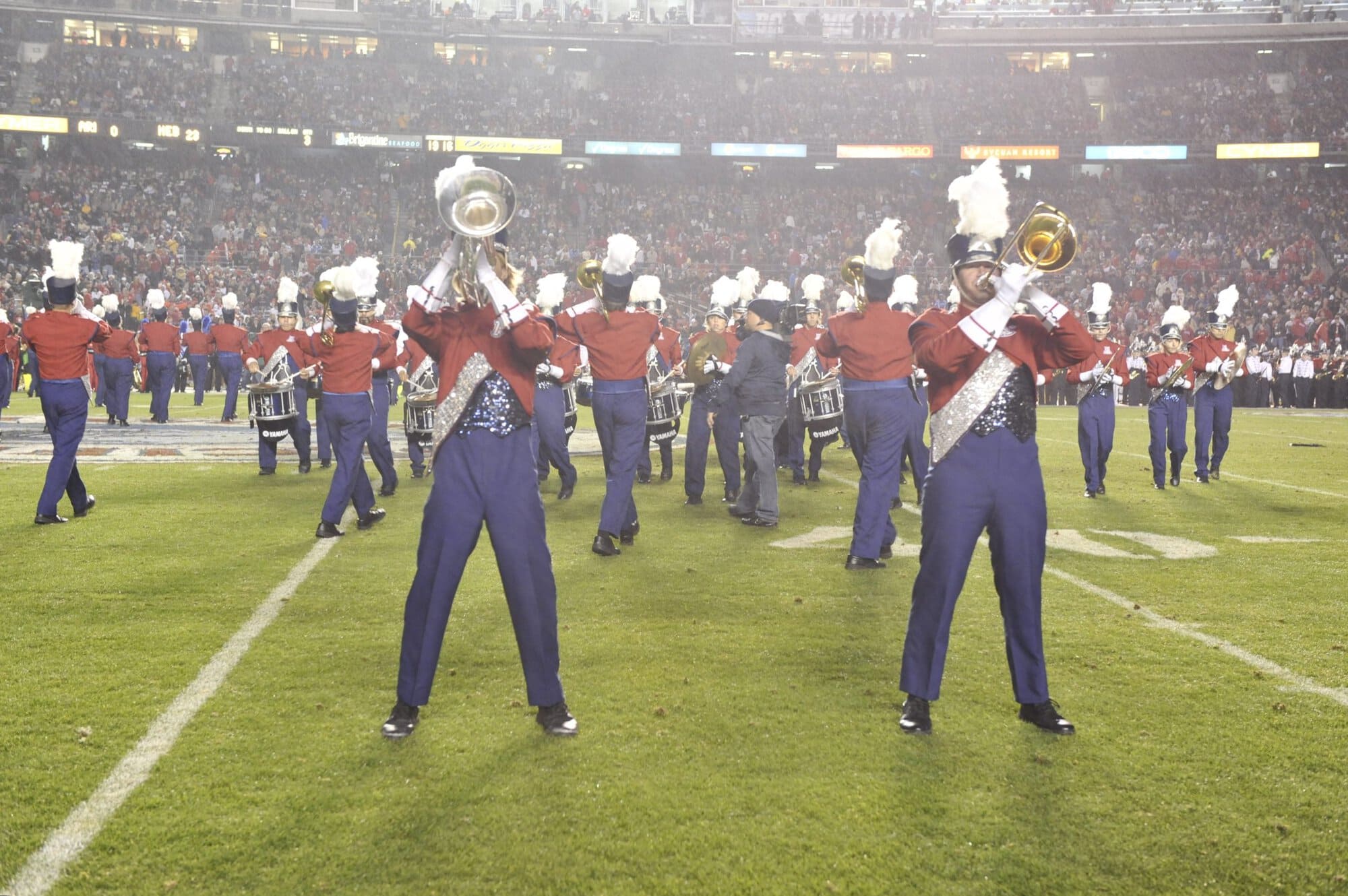 Holiday Bowl Halftime