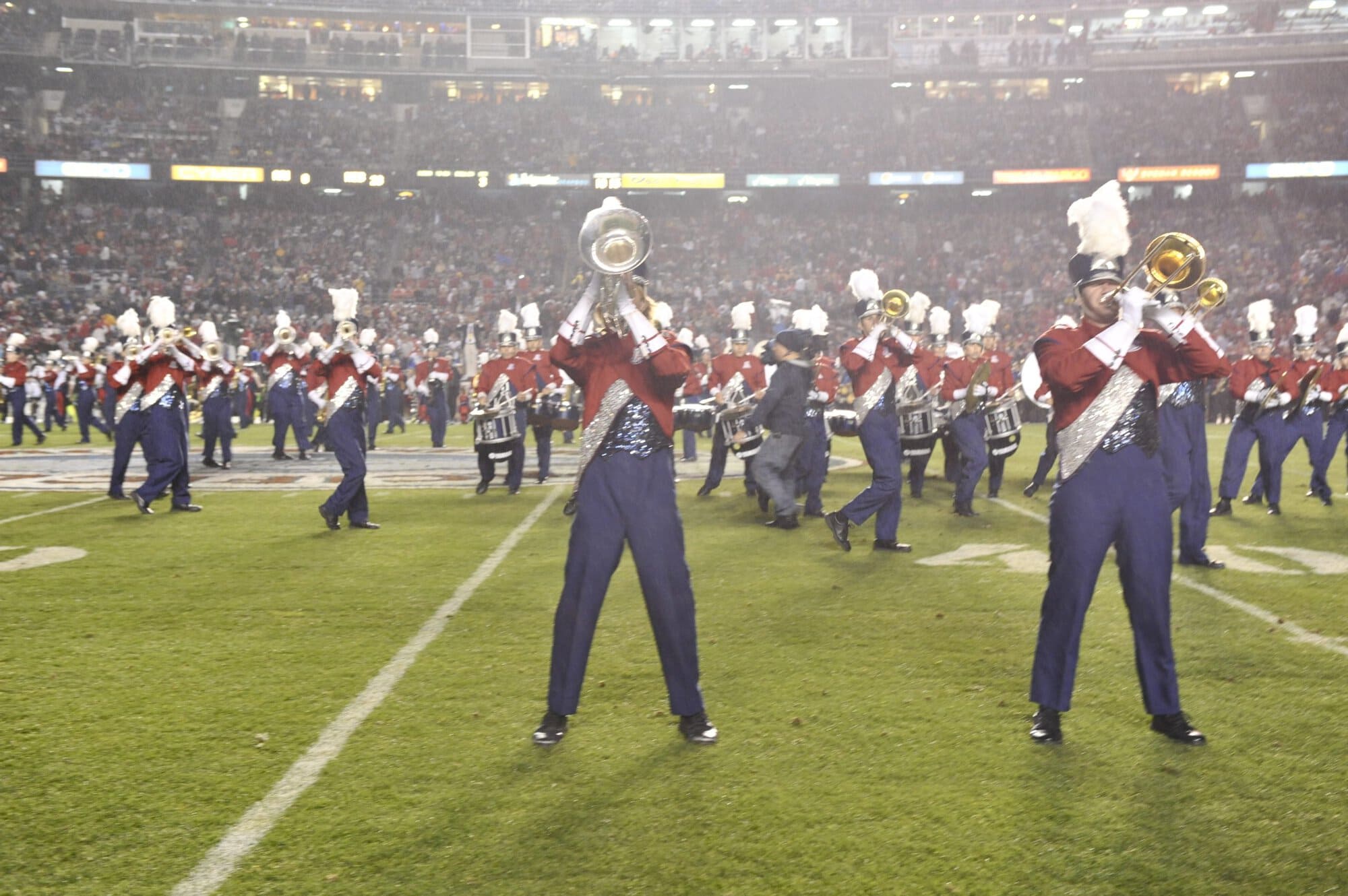 Holiday Bowl Halftime