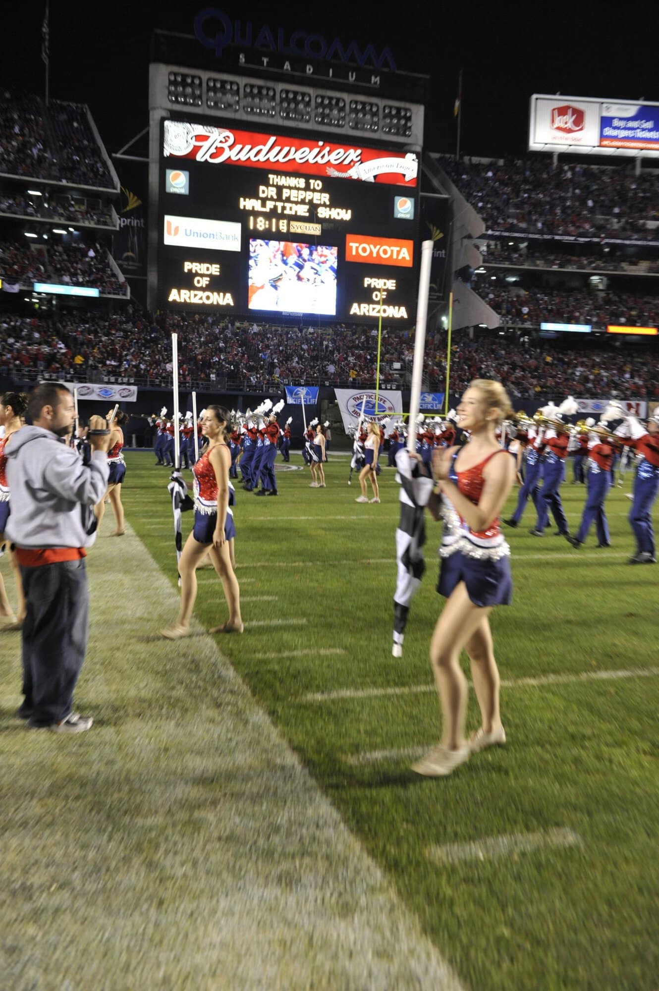 Holiday Bowl Halftime
