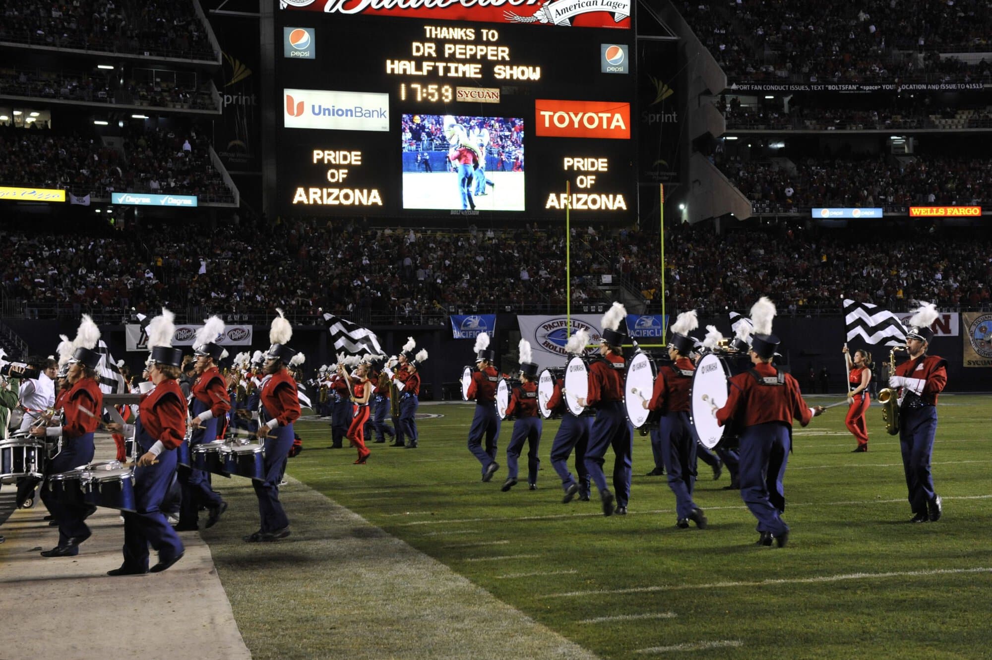 Holiday Bowl Halftime
