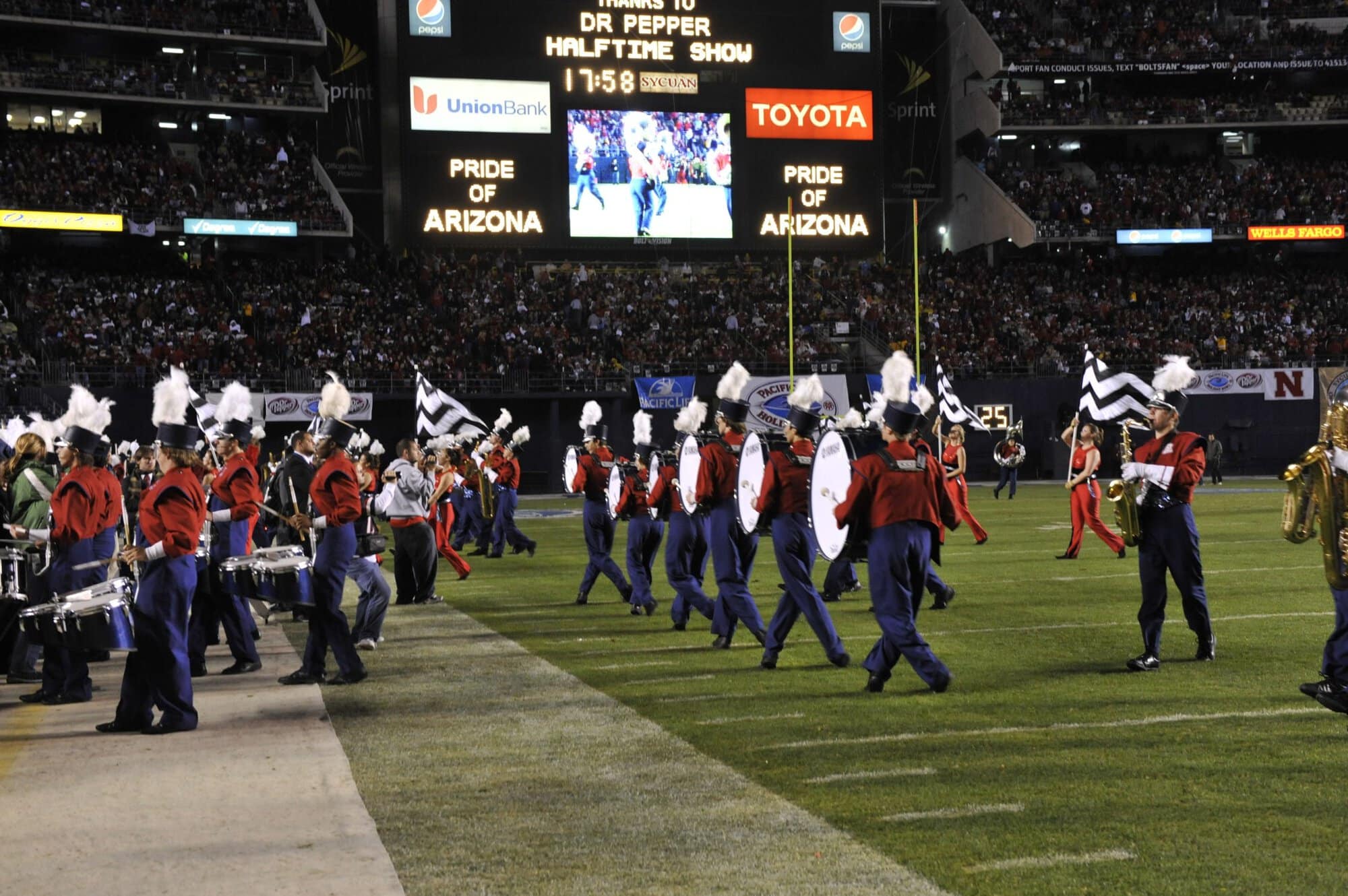 Holiday Bowl Halftime