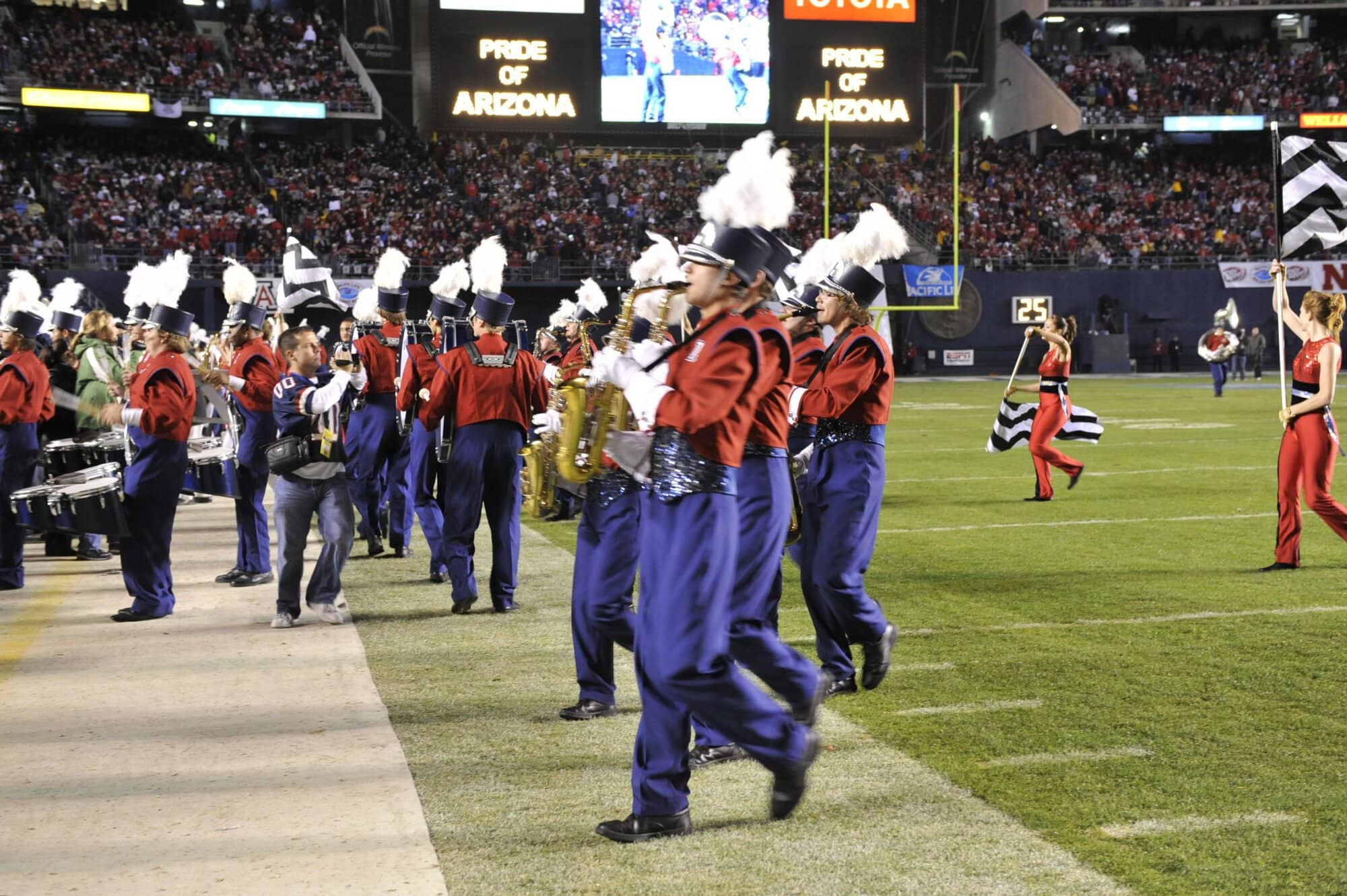 Holiday Bowl Halftime