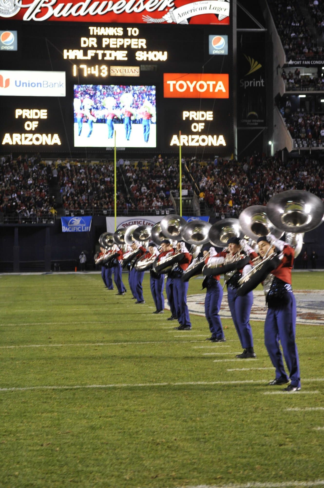 Holiday Bowl Halftime