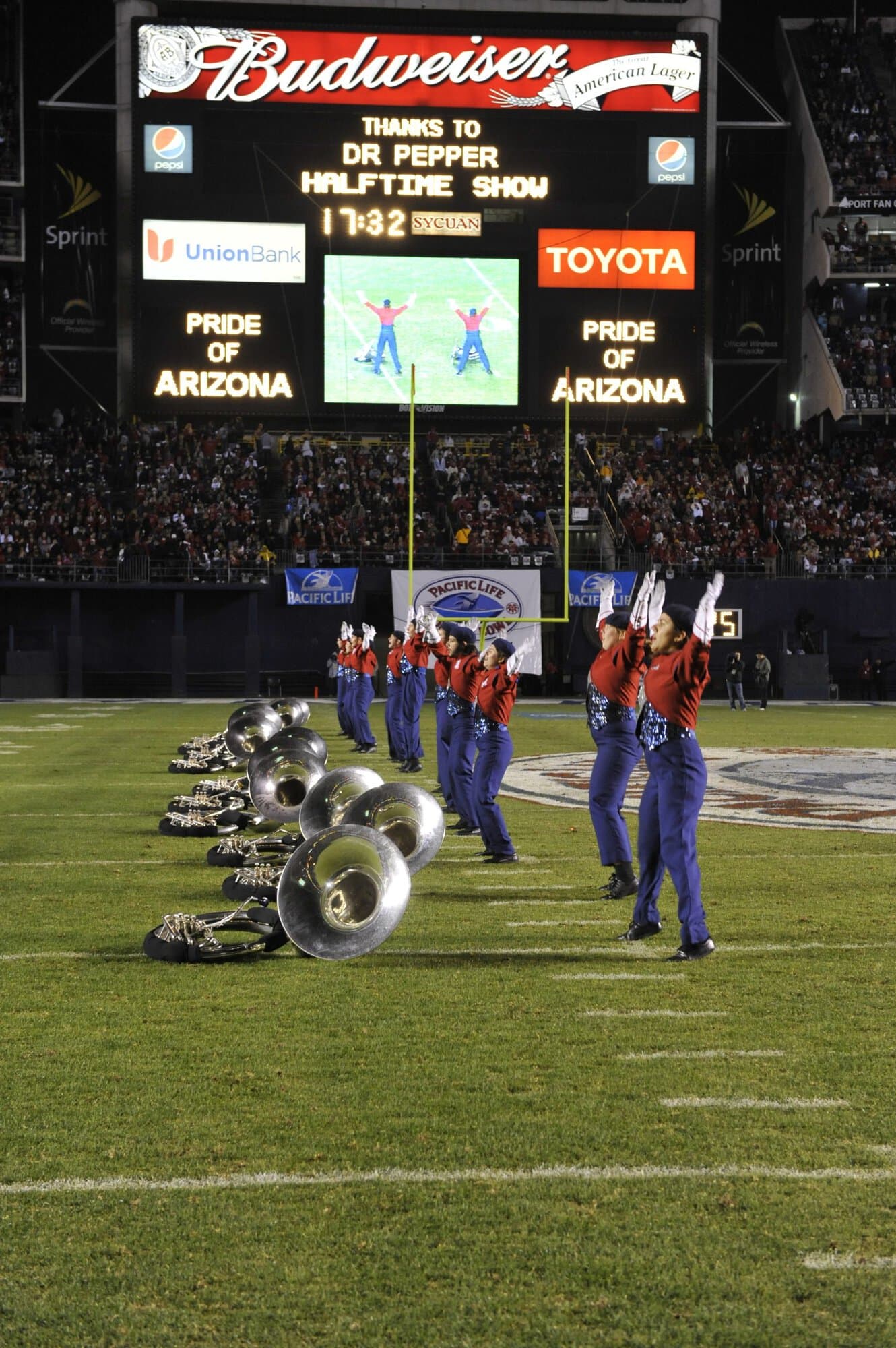 Holiday Bowl Halftime