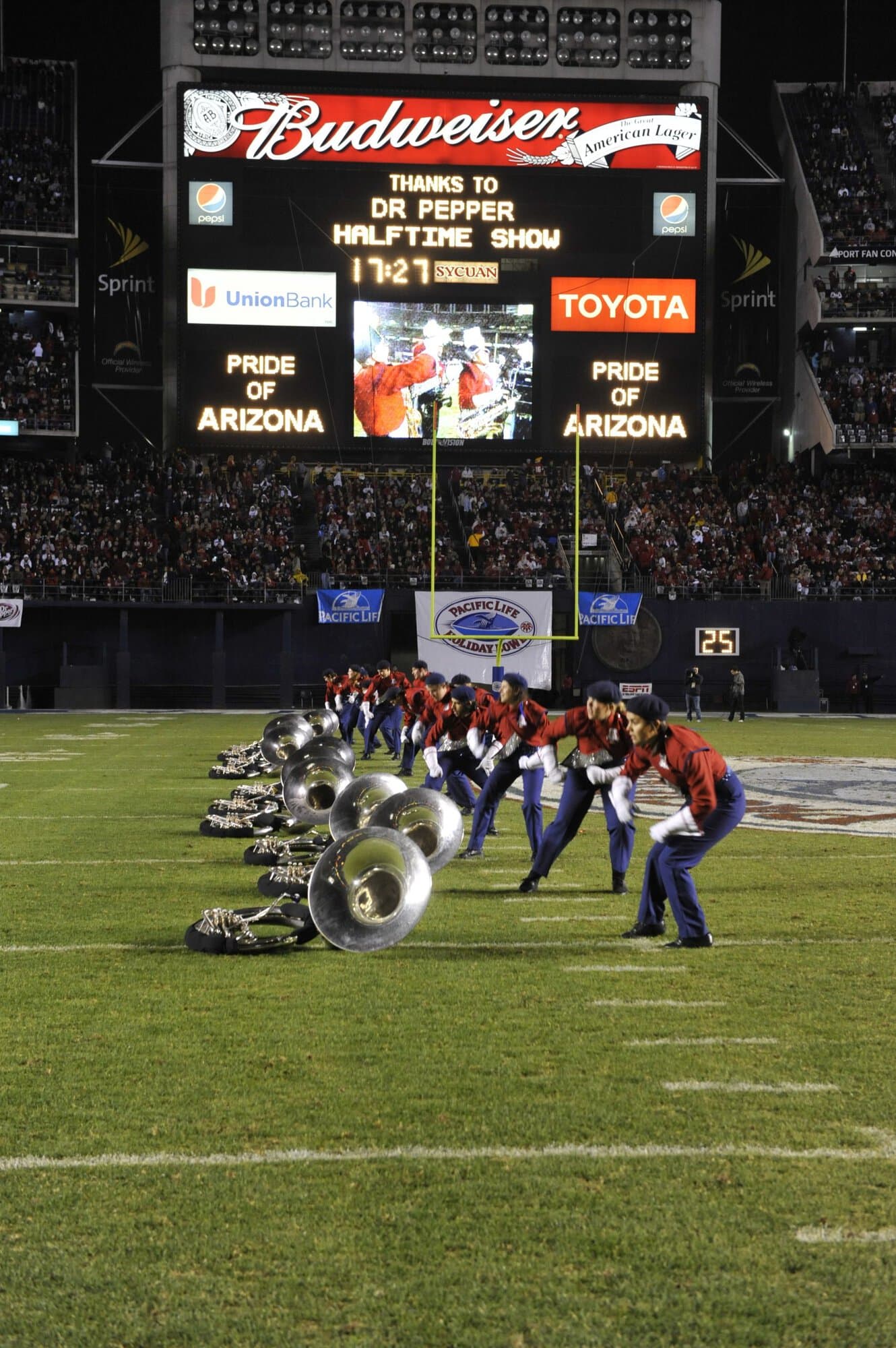 Holiday Bowl Halftime
