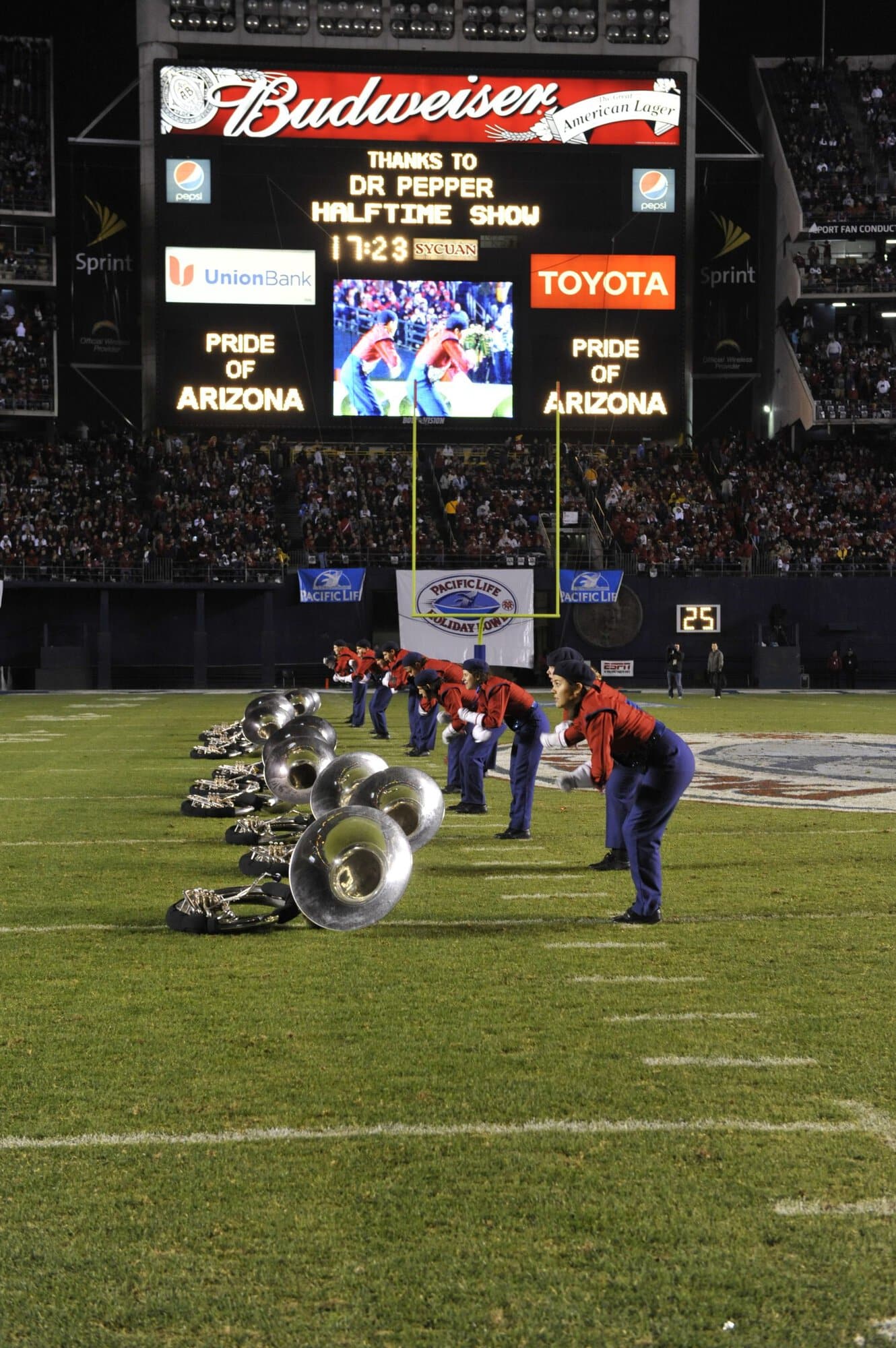 Holiday Bowl Halftime