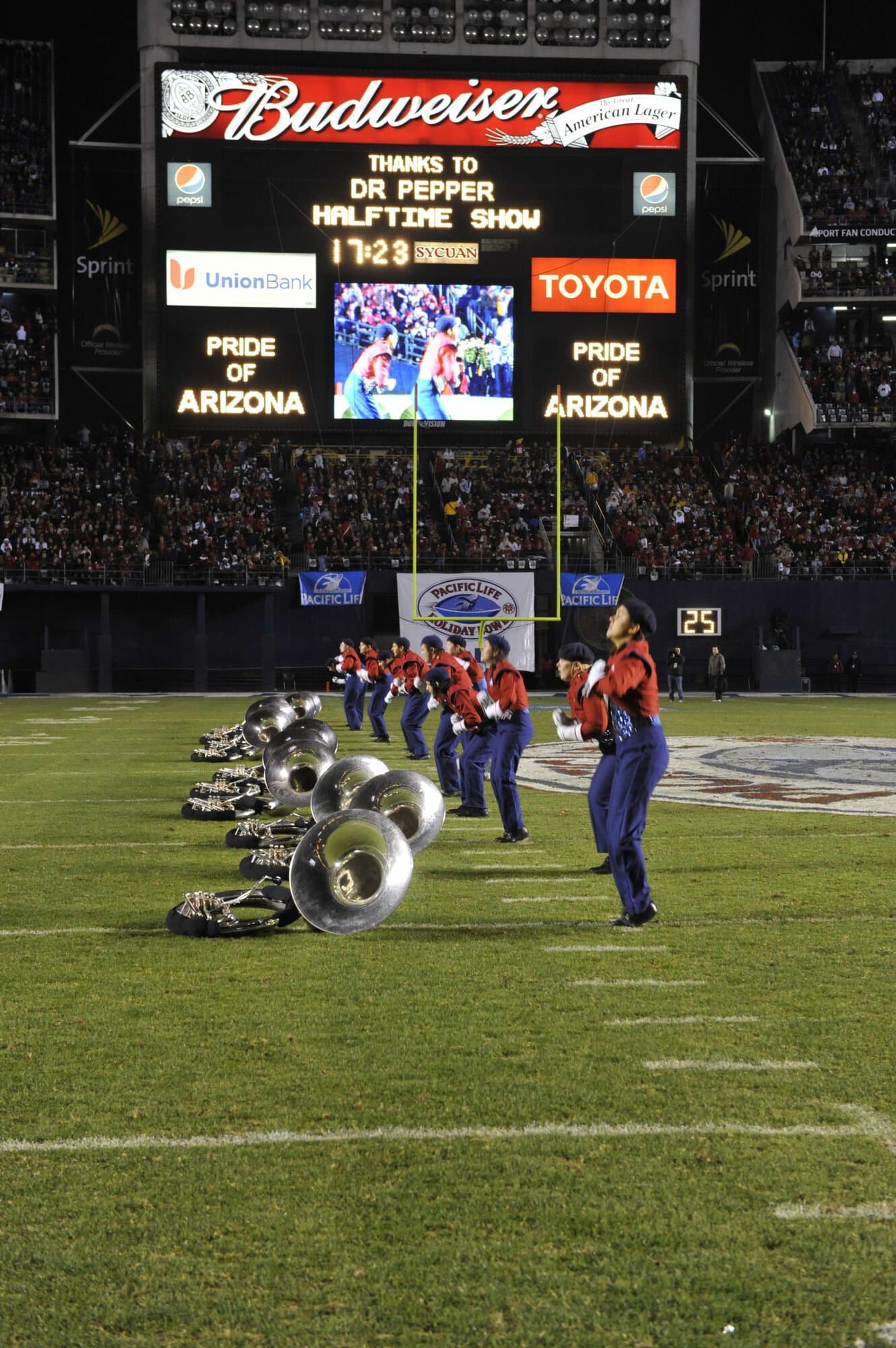 Holiday Bowl Halftime