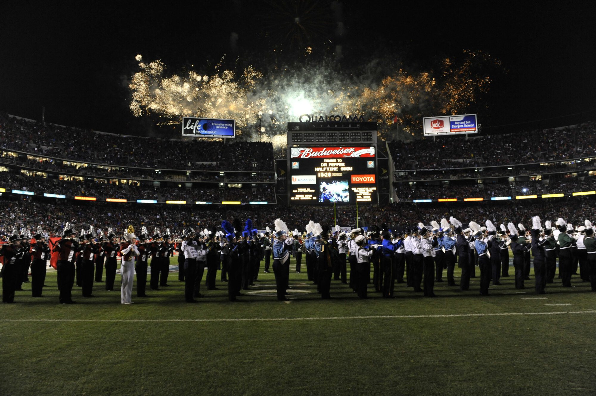Holiday Bowl Halftime