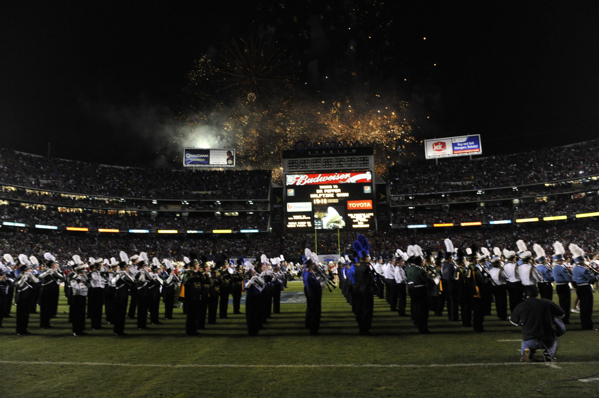 Holiday Bowl Halftime