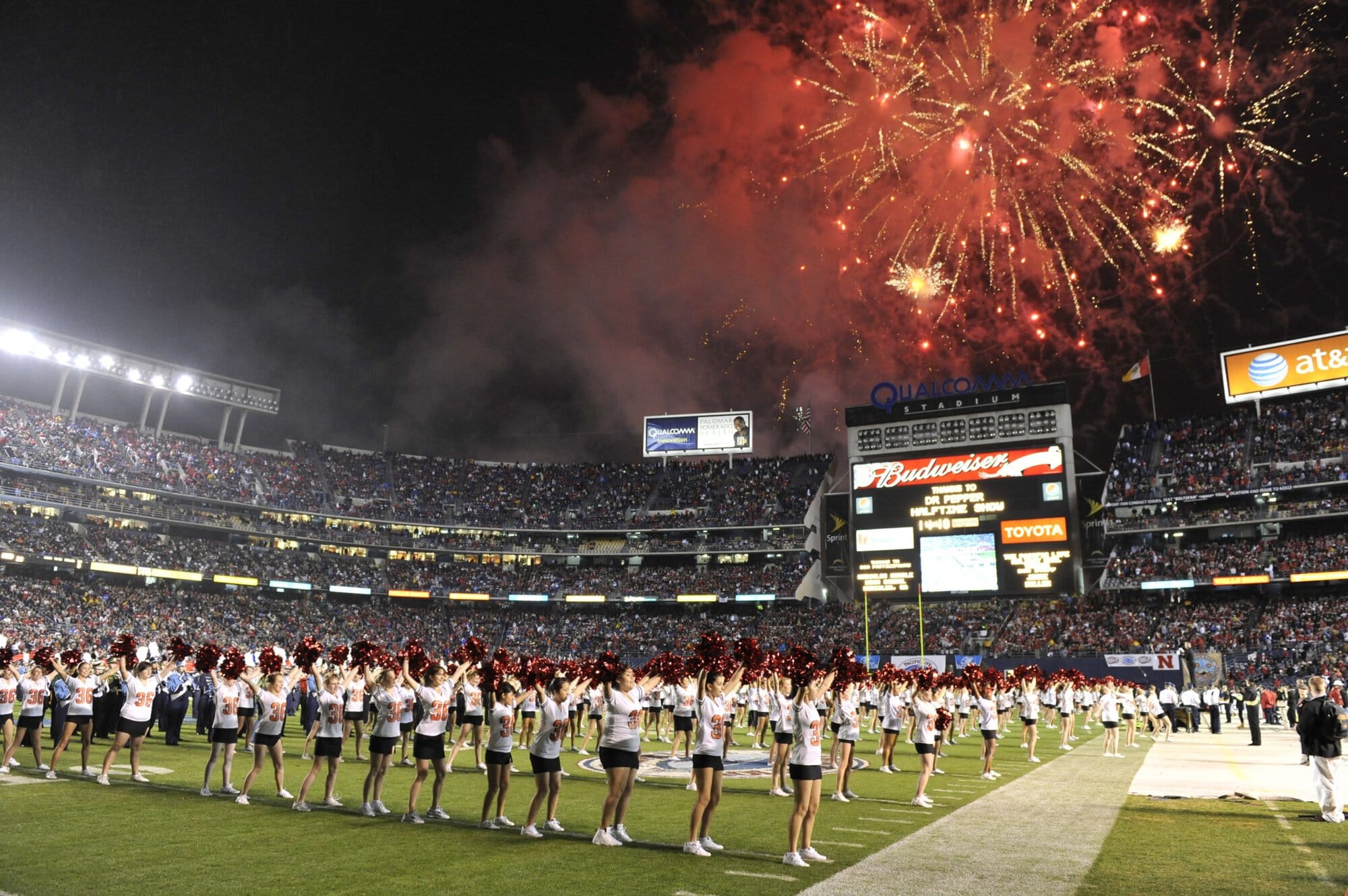 Holiday Bowl Halftime