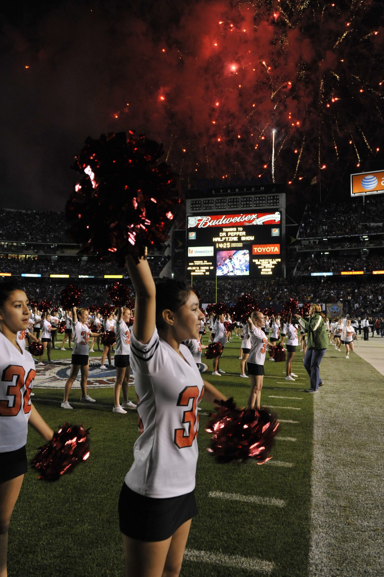 Holiday Bowl Halftime