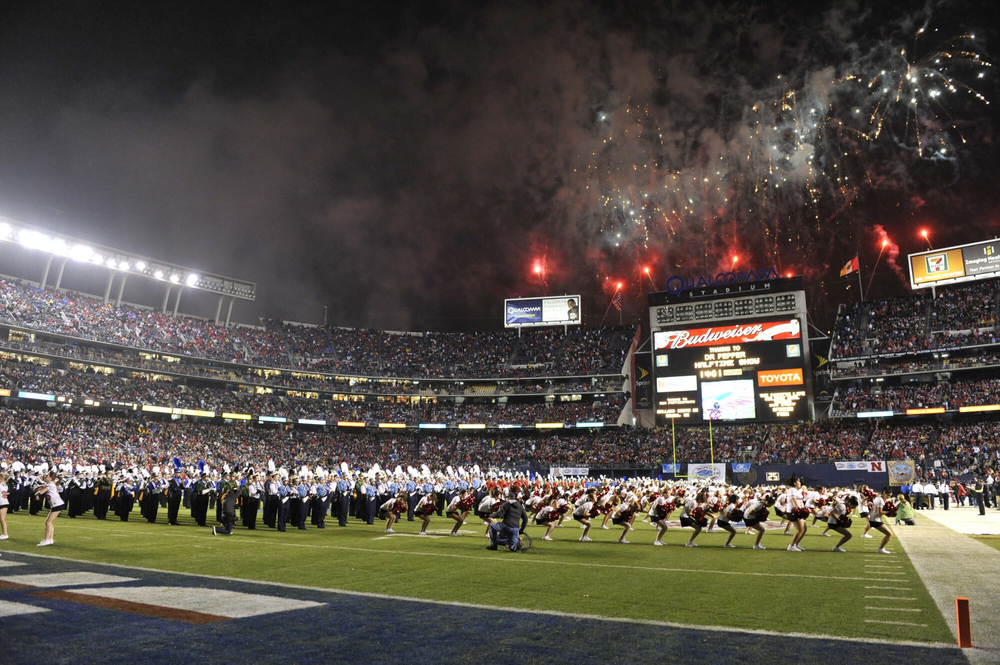 Holiday Bowl Halftime