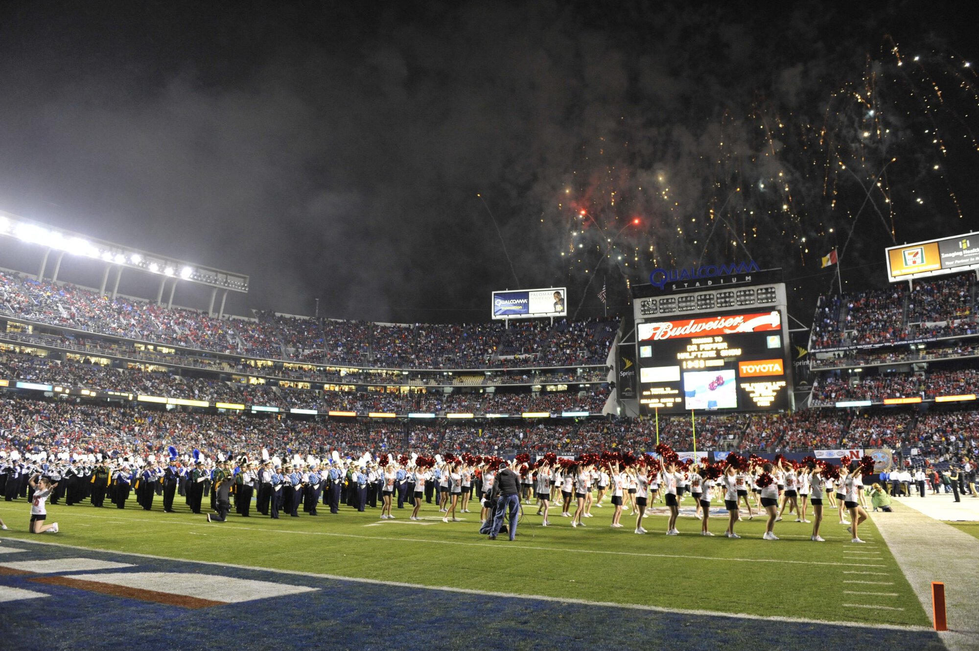 Holiday Bowl Halftime
