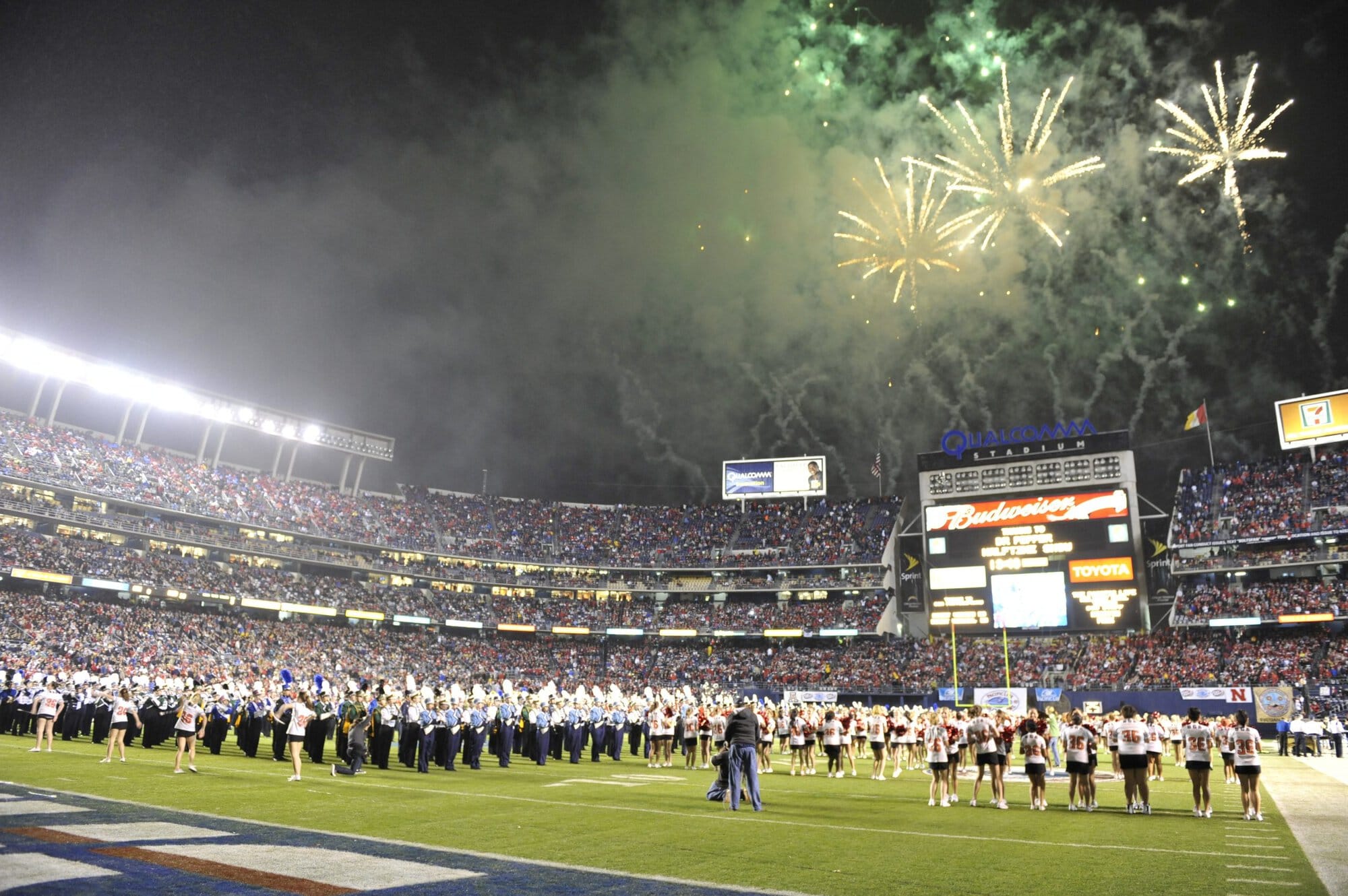 Holiday Bowl Halftime