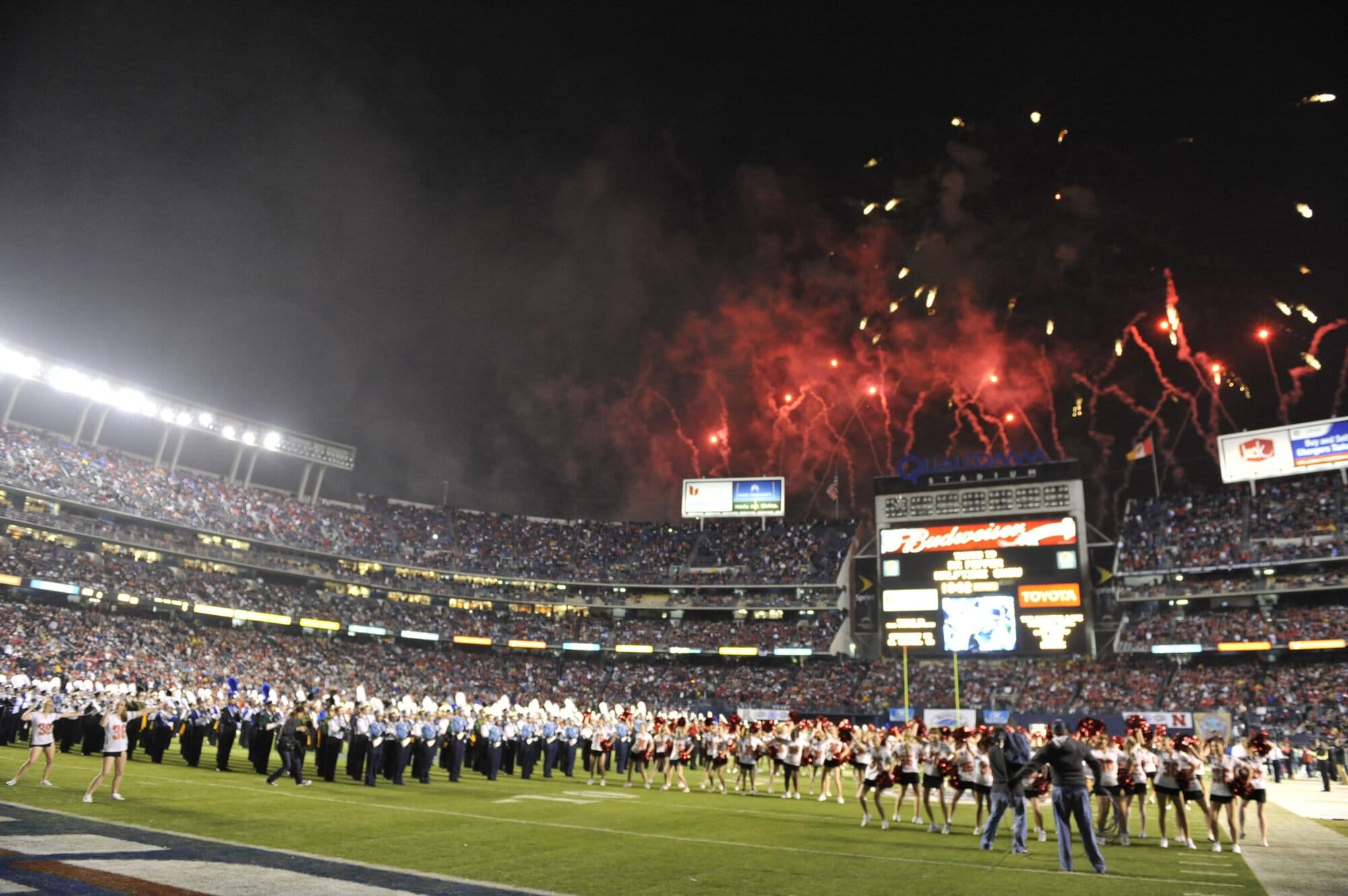 Holiday Bowl Halftime
