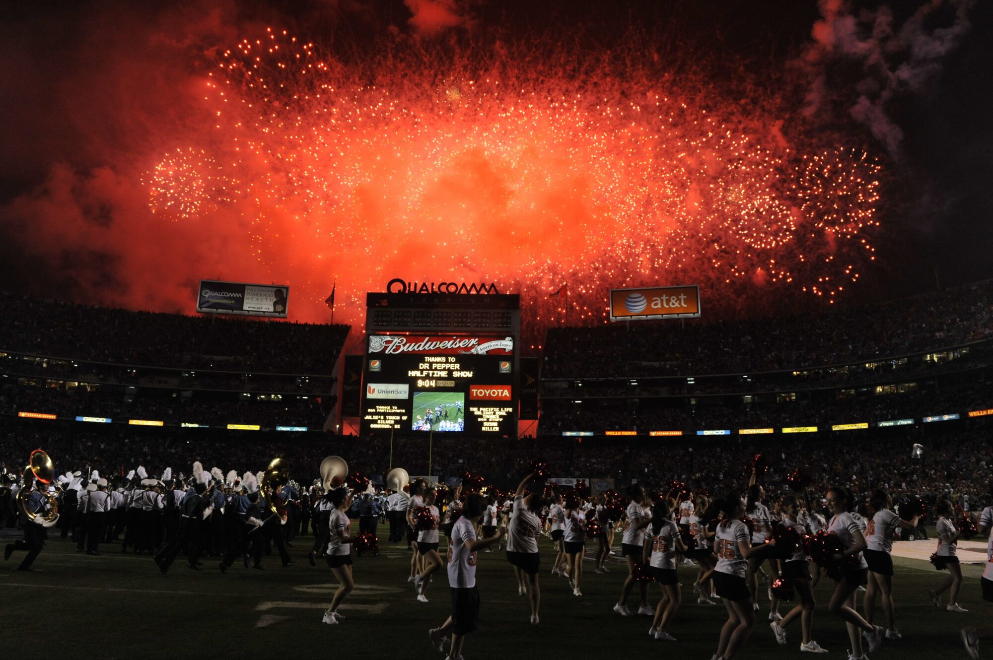 Holiday Bowl Halftime