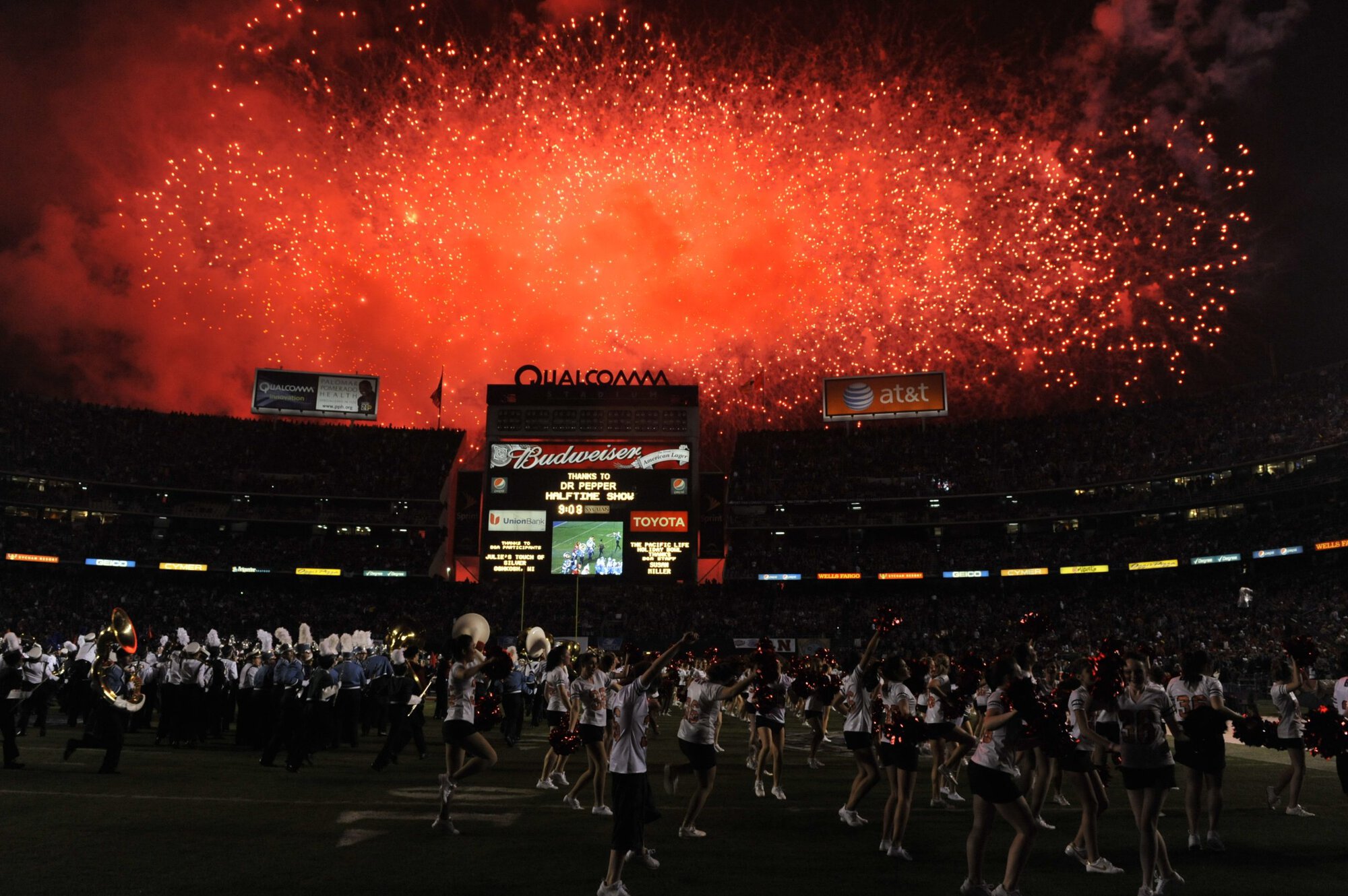 Holiday Bowl Halftime