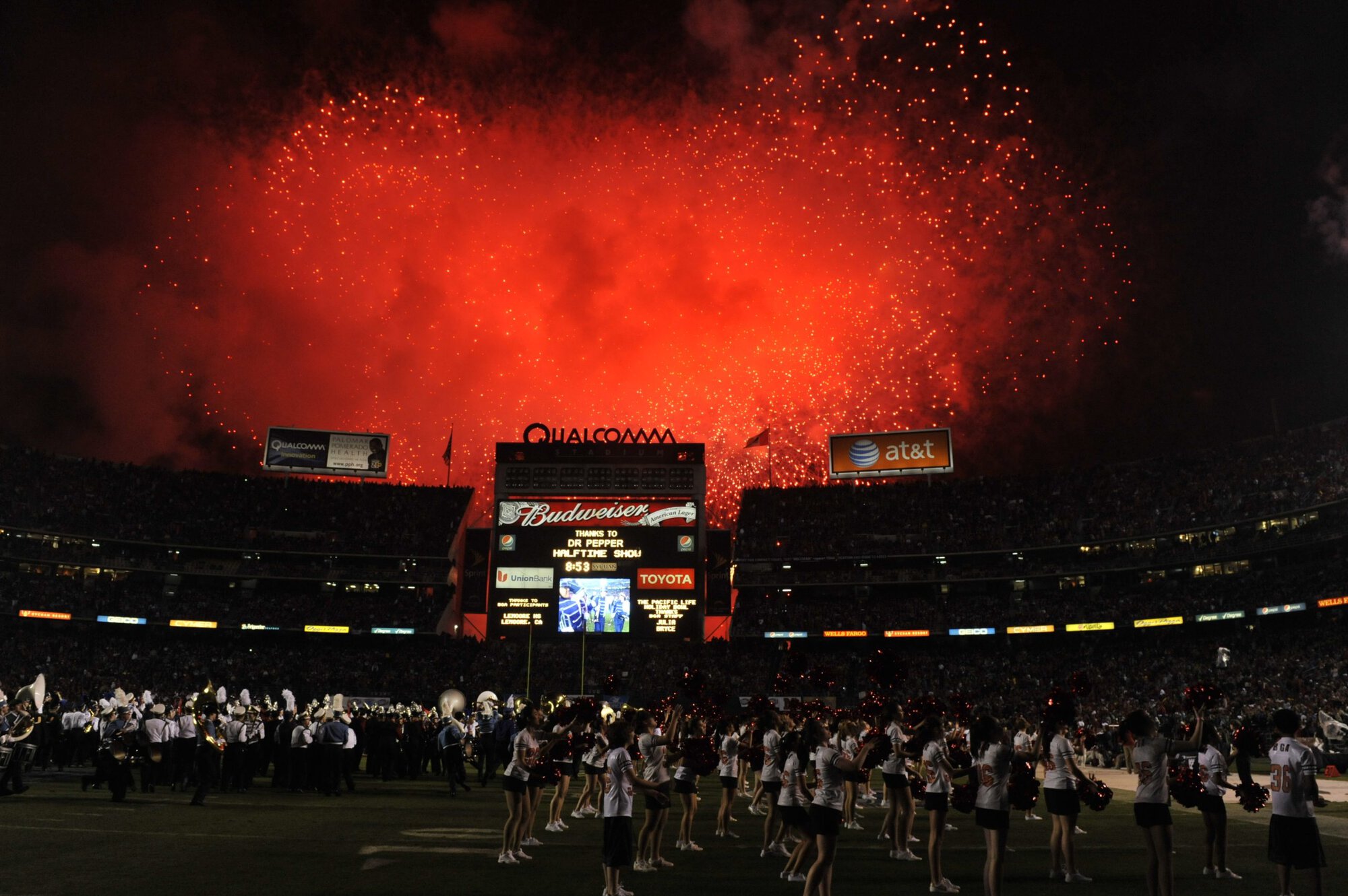 Holiday Bowl Halftime