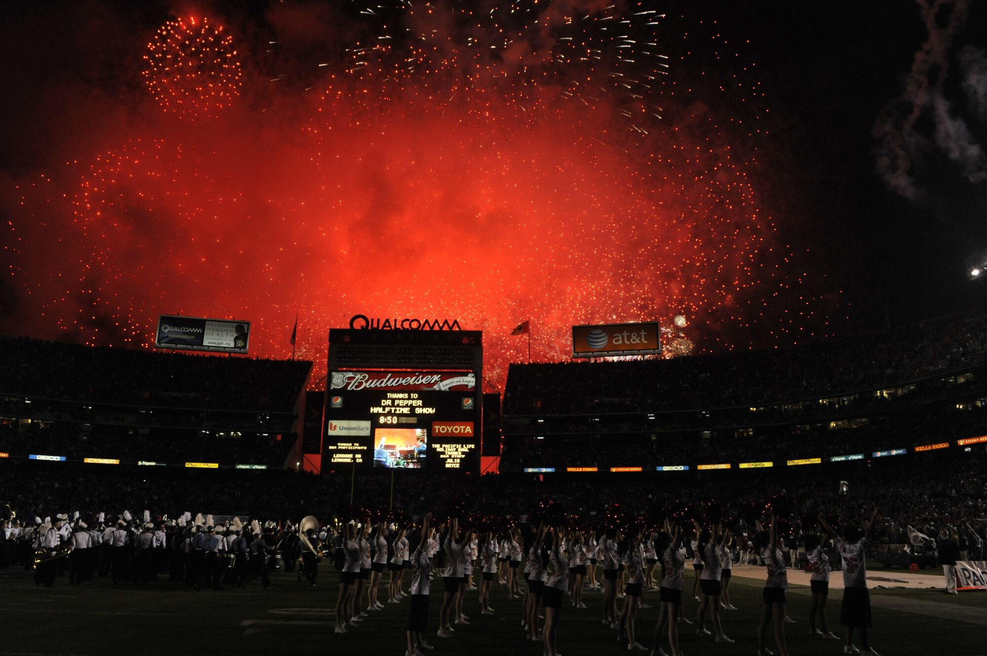 Holiday Bowl Halftime