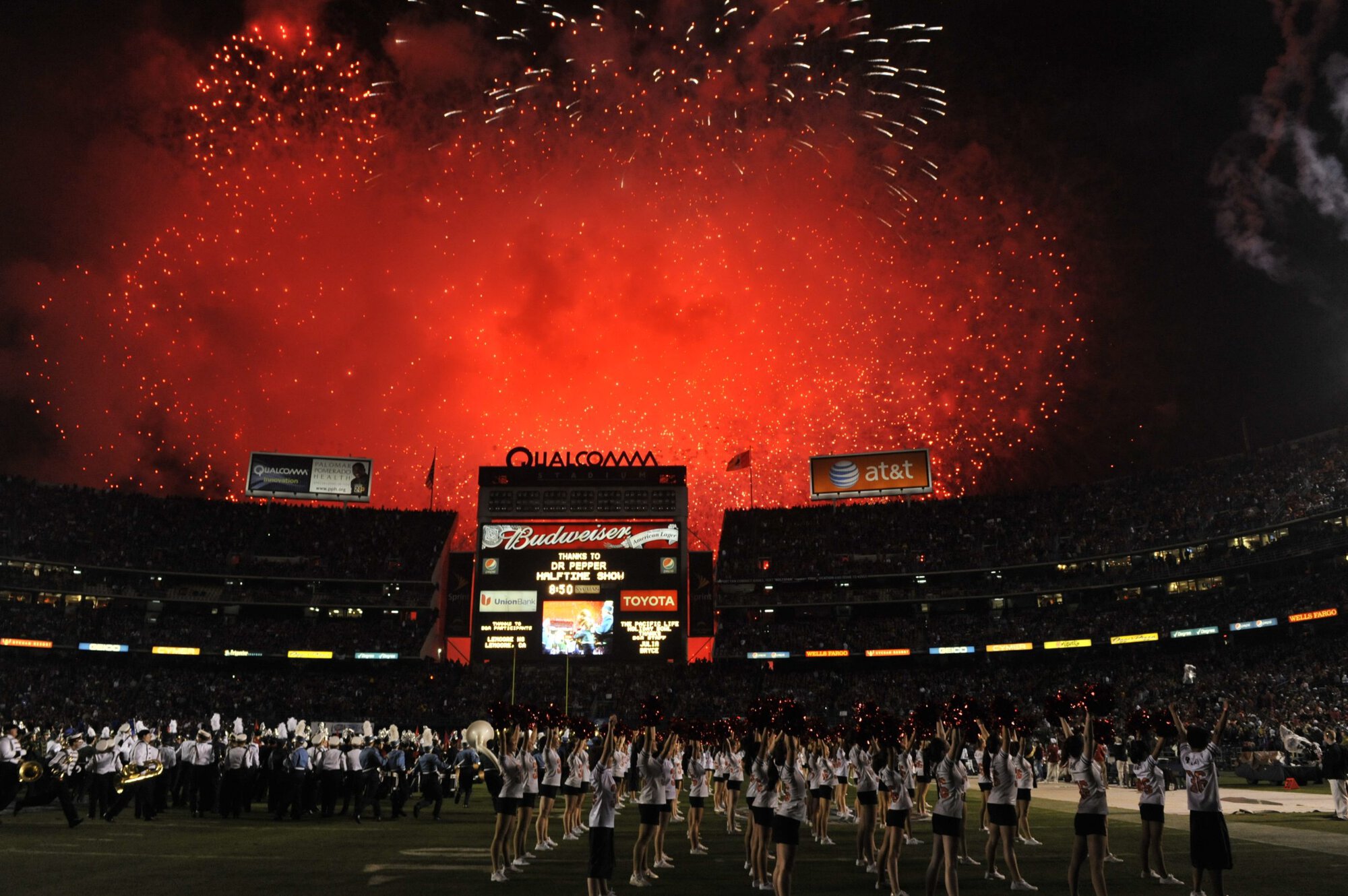 Holiday Bowl Halftime
