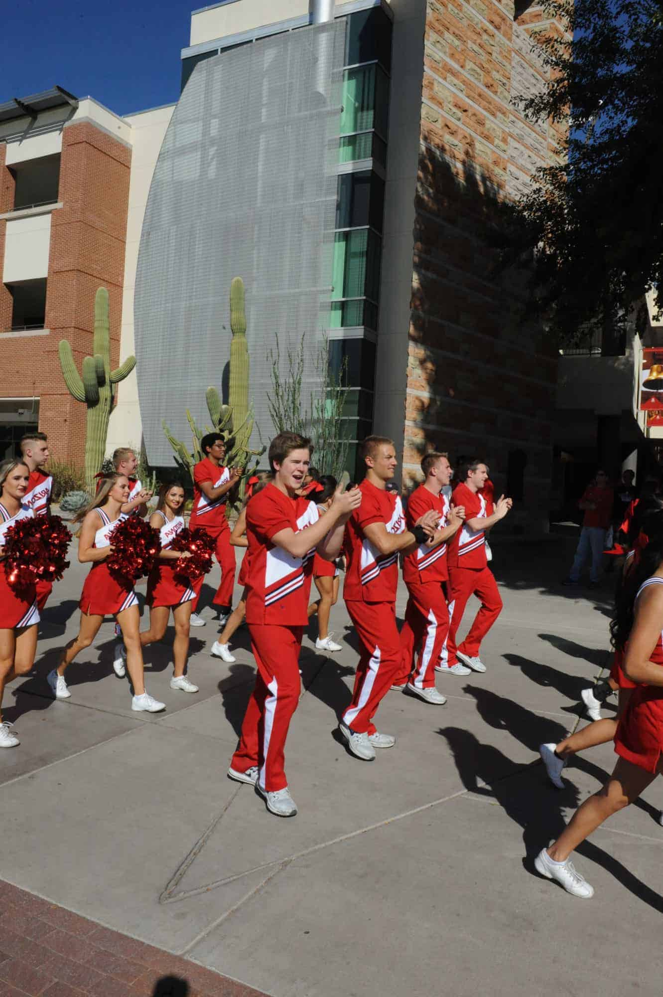 Homecoming Parade (2016-2017)