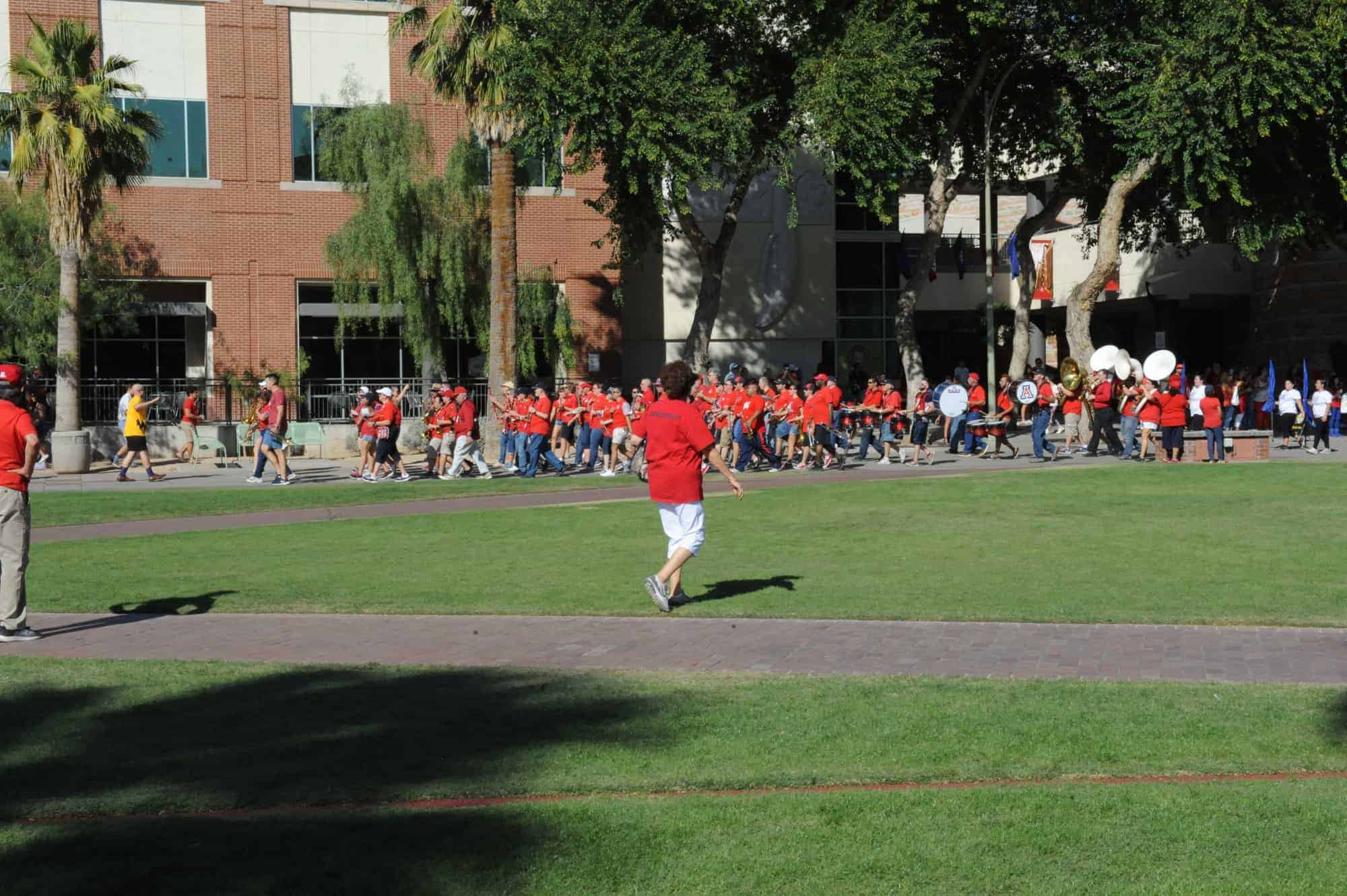 Homecoming Parade (2016-2017)