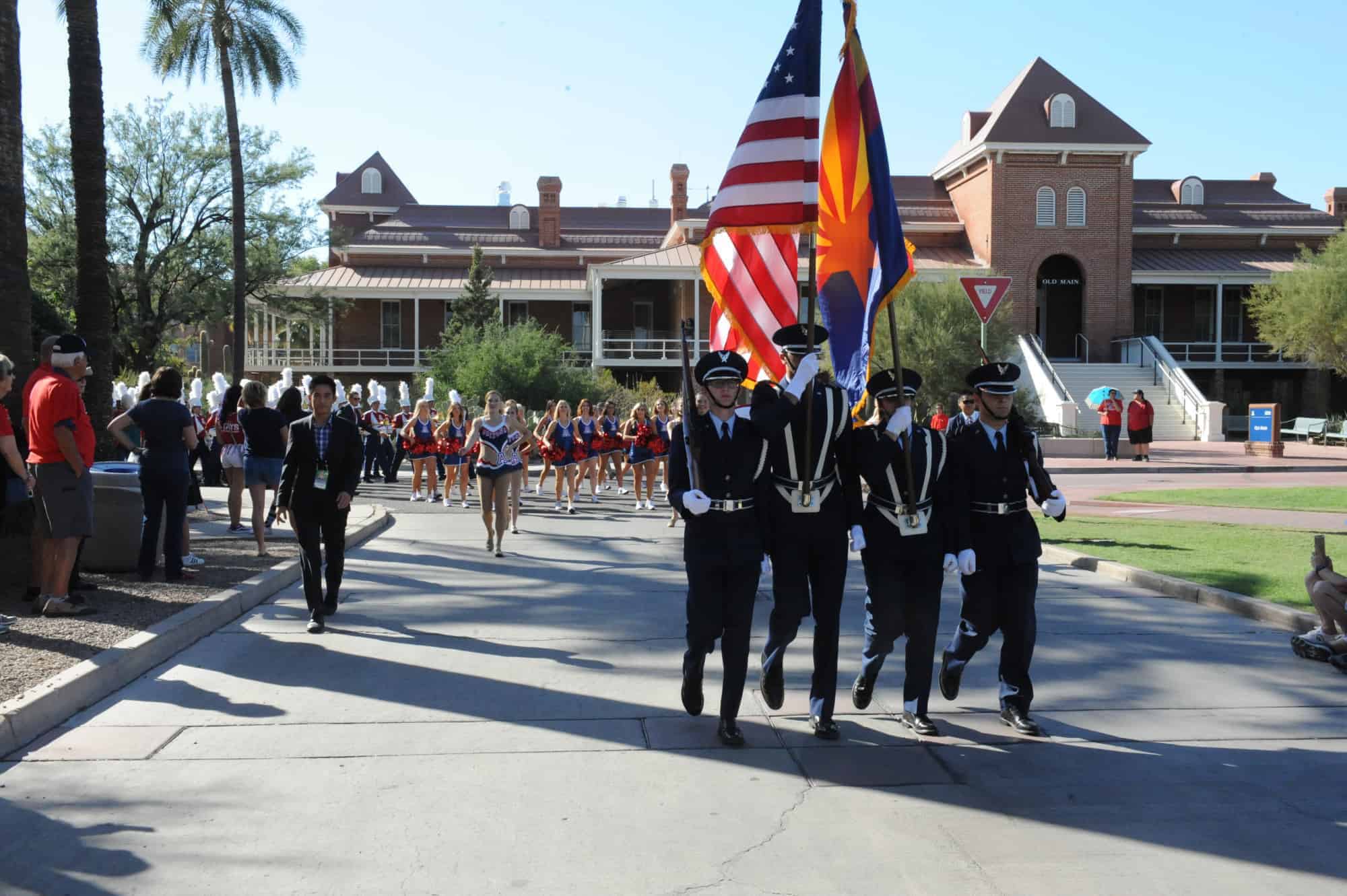 Homecoming Parade (2016-2017)
