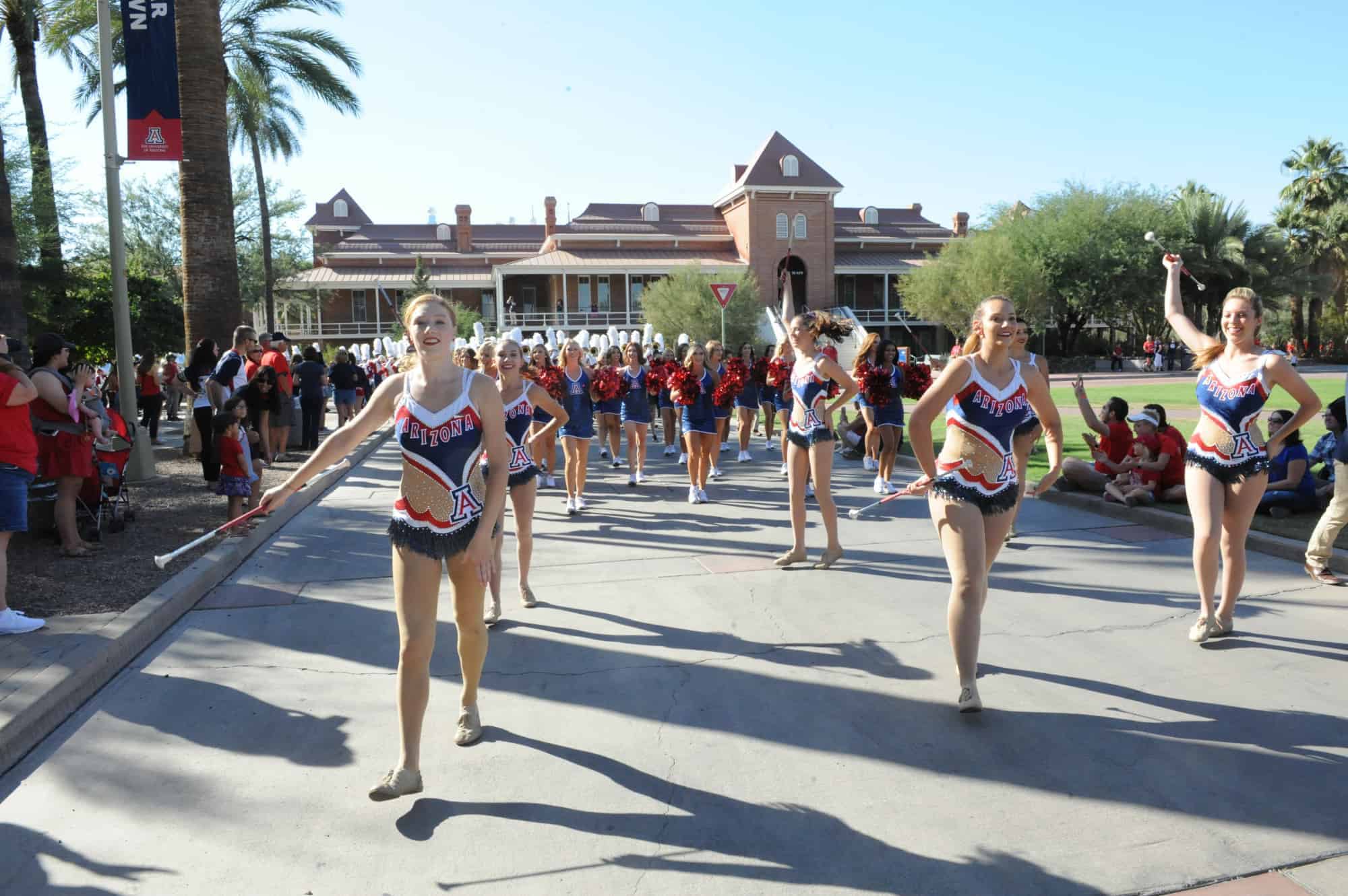 Homecoming Parade (2016-2017)