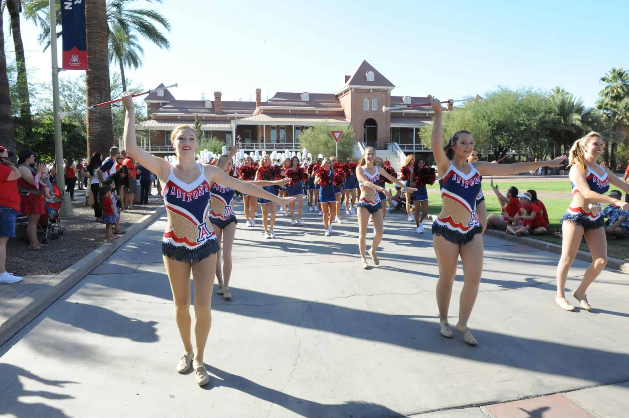 Homecoming Parade (2016-2017)