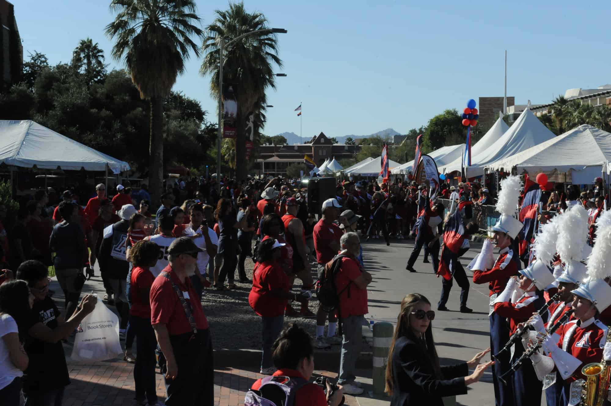 Homecoming Parade (2016-2017)