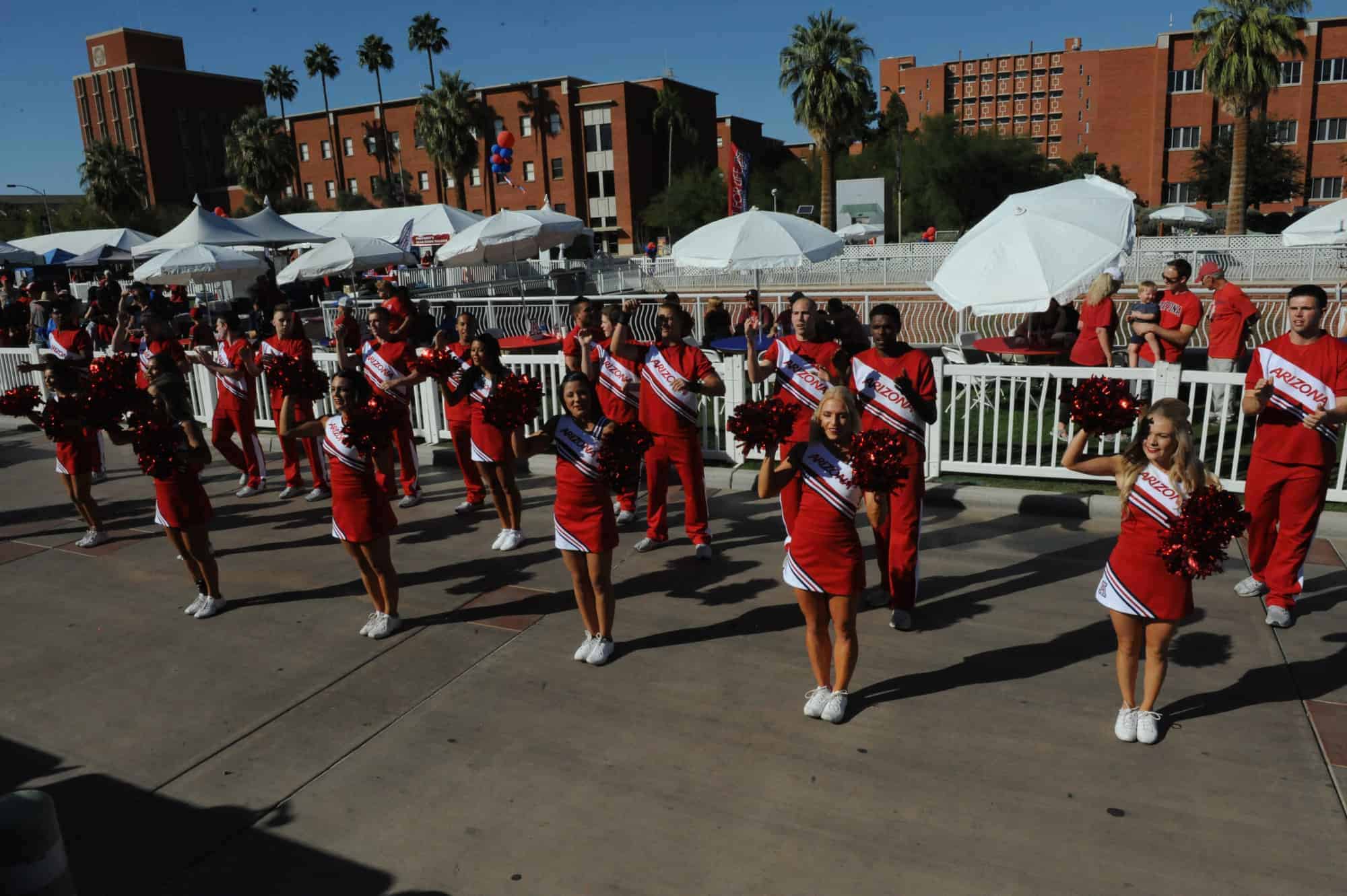 Homecoming Parade (2016-2017)