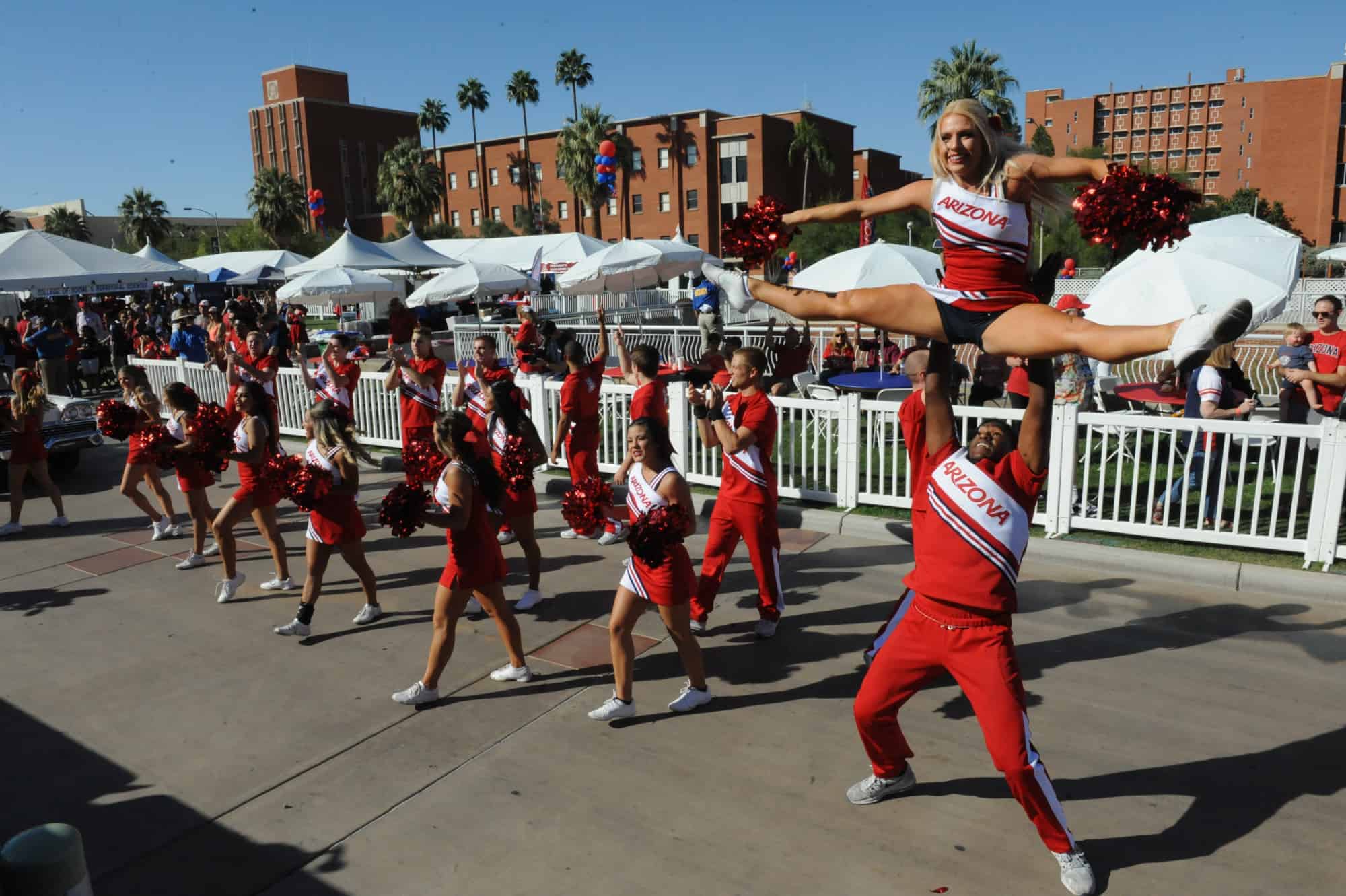 Homecoming Parade (2016-2017)